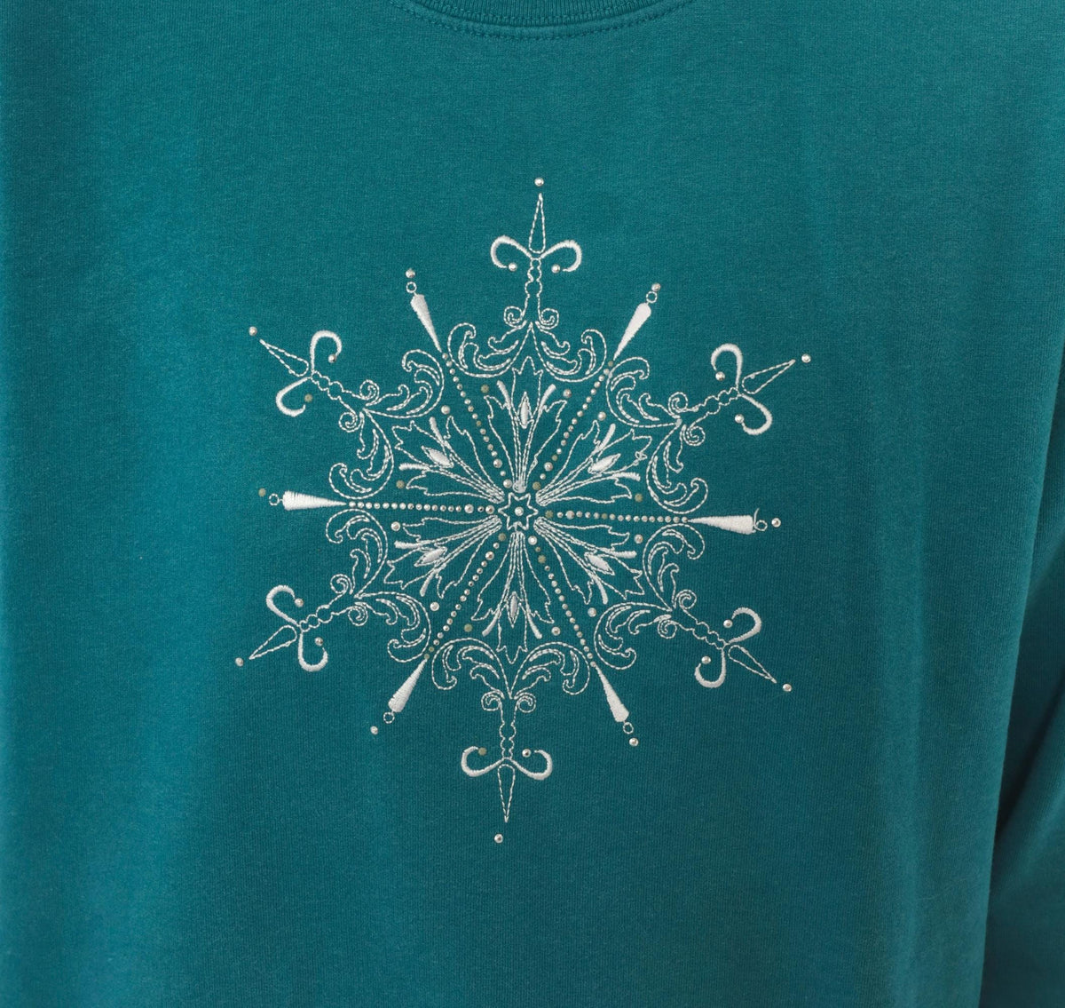 90s M&C Sportswear Teal Snowflake Embroidered Sweatshirt Beaded Crewneck Large L