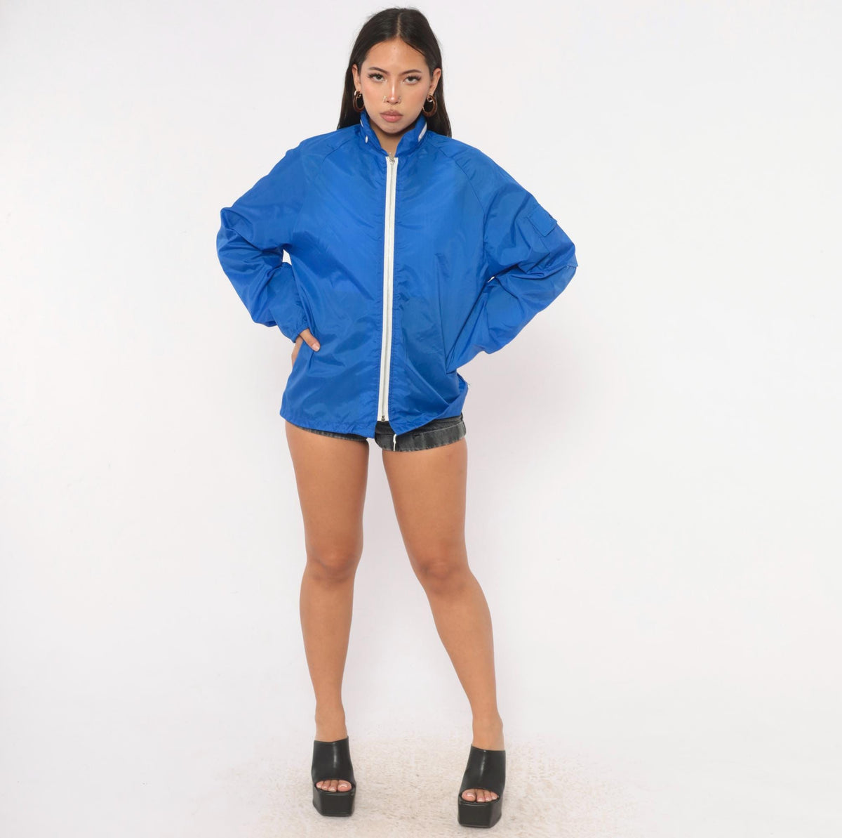70s Cobalt Nylon Windbreaker Jacket Hooded Raglan Zip Front Royal Blue Medium