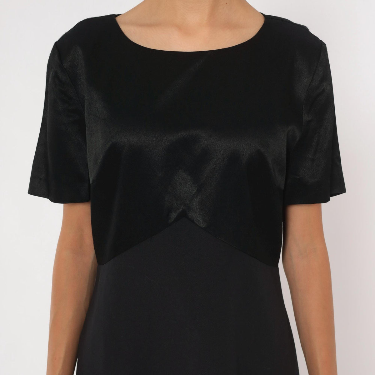 90s Black Satin Bodice Knee-Length Dress Short Sleeve Sheath Medium M