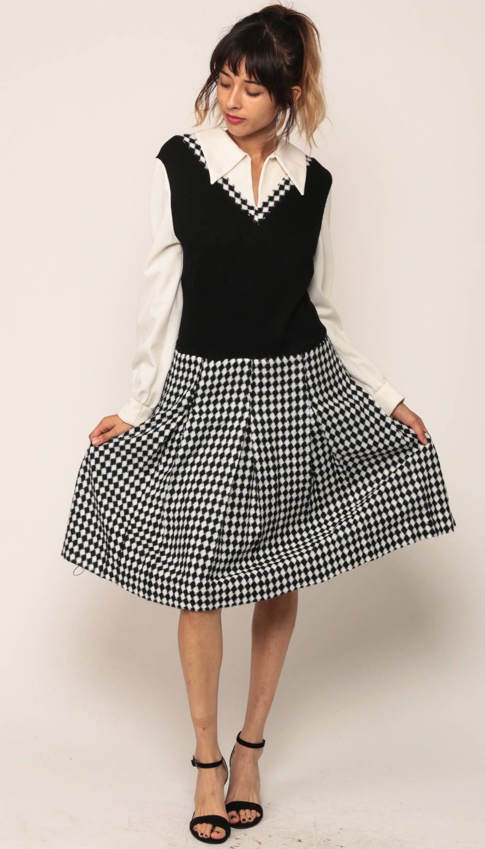 1970s Black White Checkered Midi Dress Drop Waist Pleated Long Sleeve Medium Large