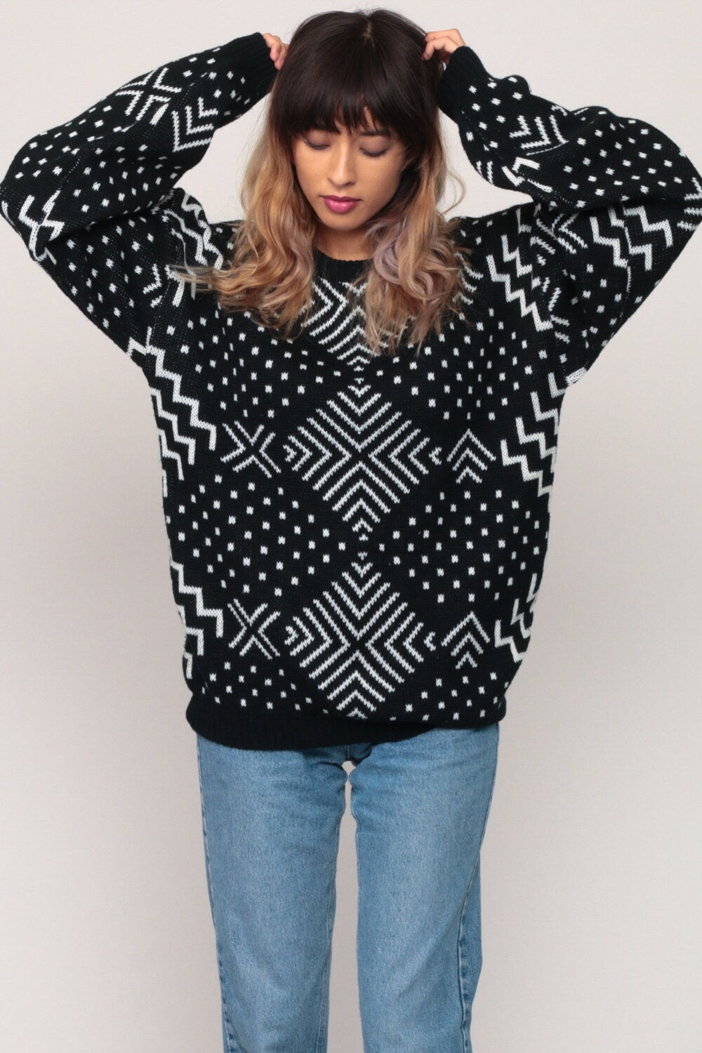 80s Black and White Geometric Knit Sweater Pullover Large