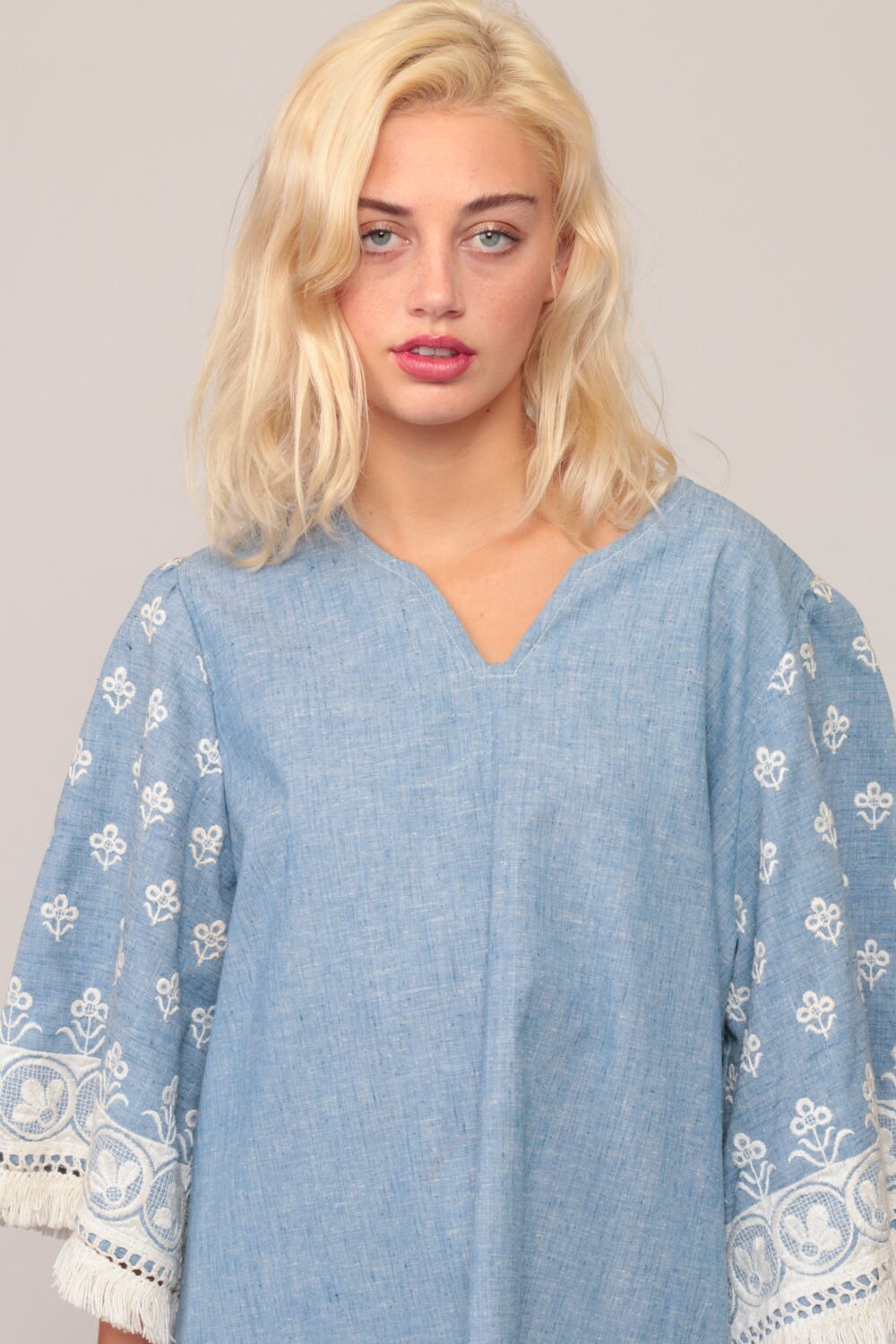 70s Blue Embroidered Mini Dress Bell Sleeve Fringe Caftan Extra Large XXL