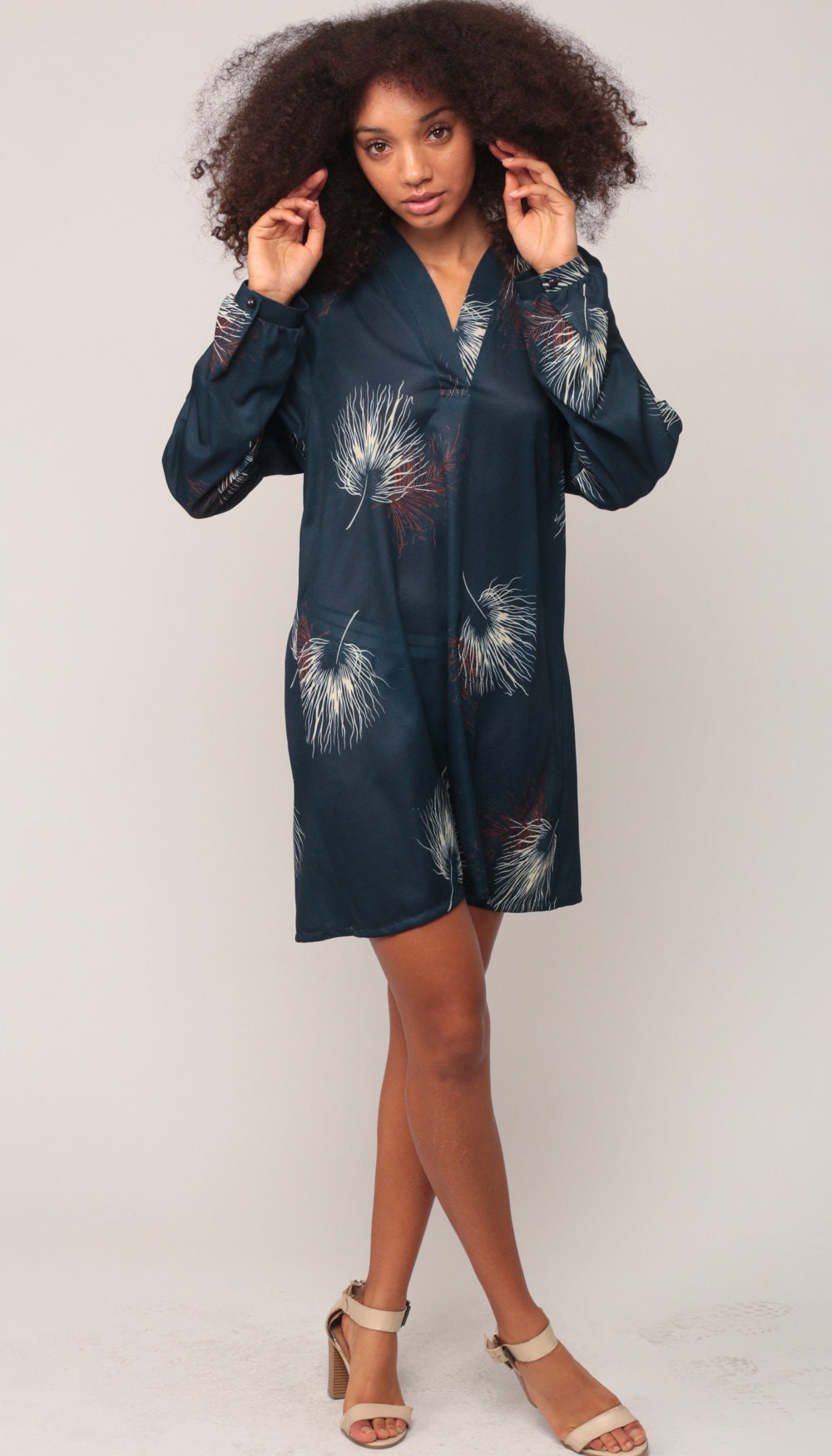70s Feather Print Mini Shift Dress Navy Long Sleeve Collared Large