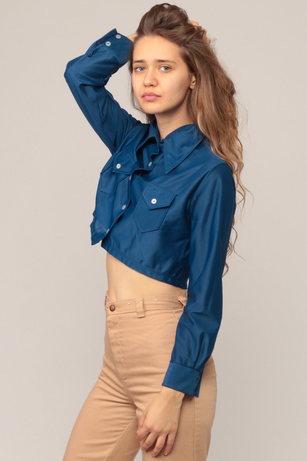 70s Blue Crop Top Long Sleeve Button Up Shirt Medium