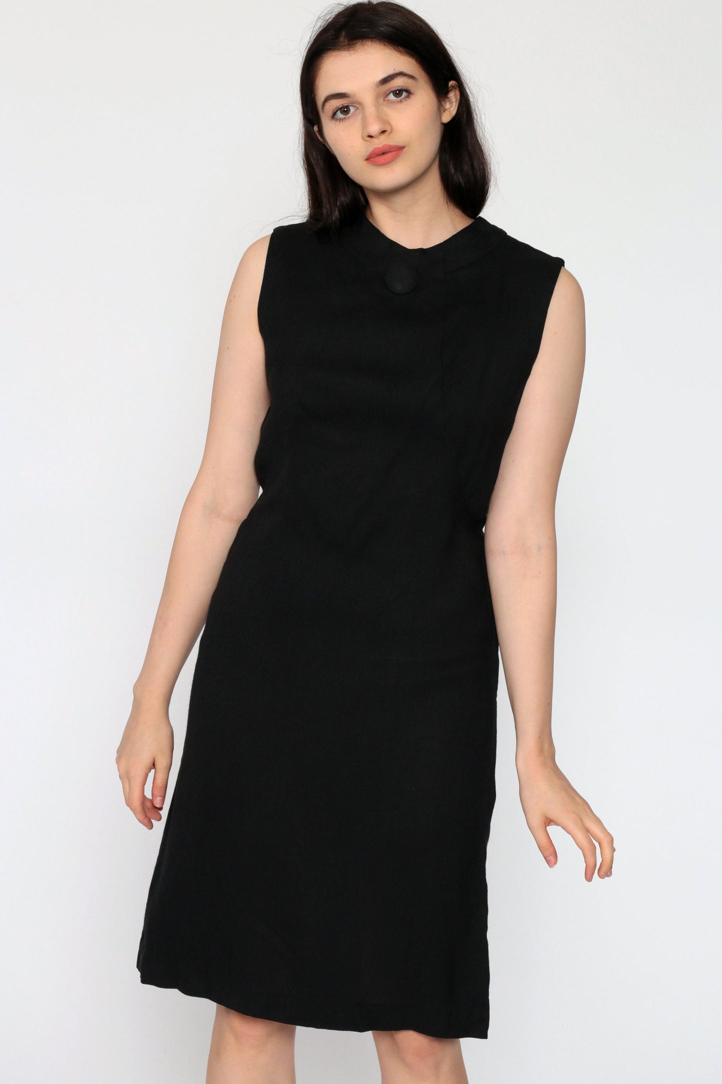 60s Black Linen Shift Dress Mini Length Sleeveless Button Neck Small