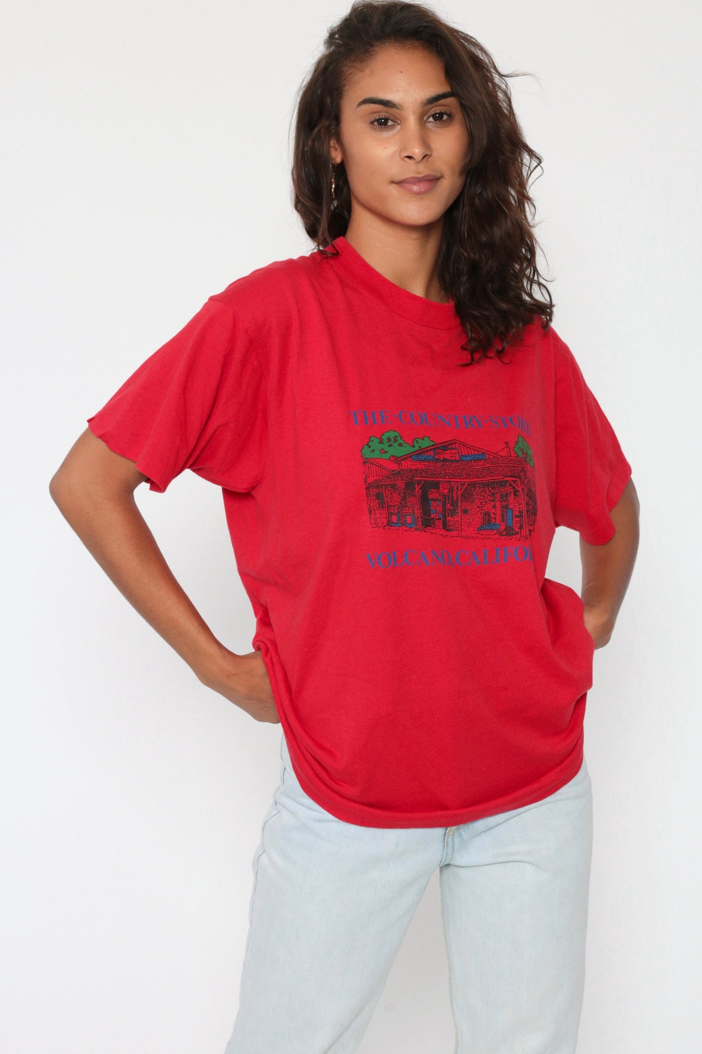 80s Volcano California Country Store Graphic Tee Screen Stars Red Medium