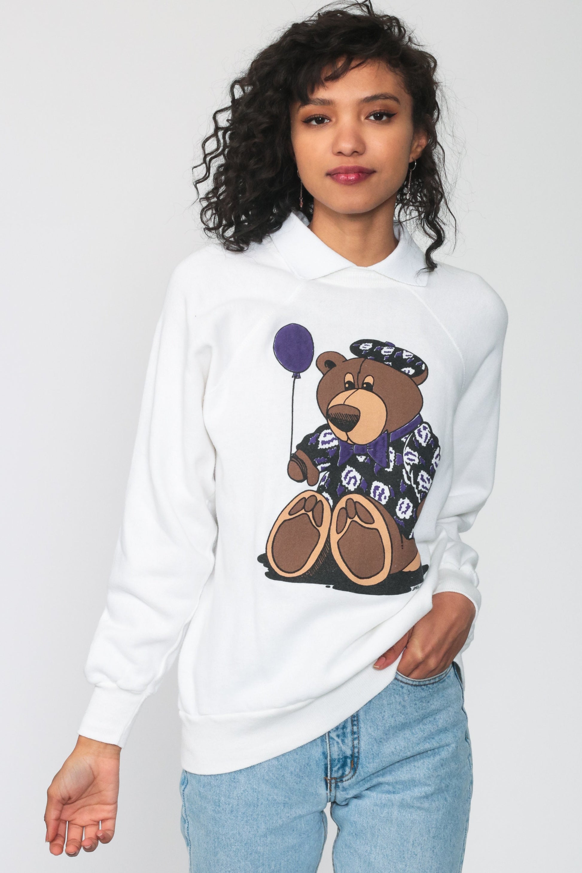 80s Teddy Bear Balloon Raglan Sweatshirt Cream Collar Graphic Medium