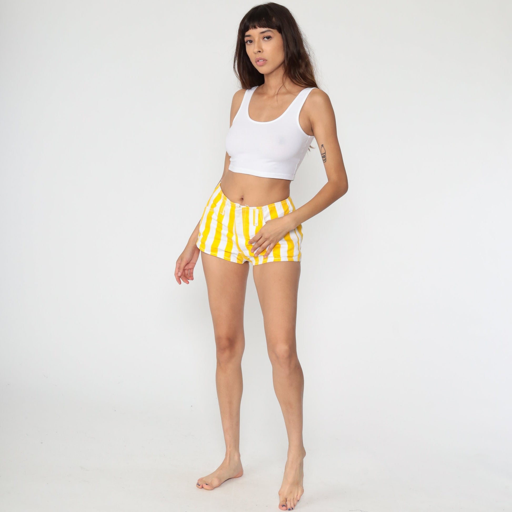 80s Striped Yellow Denim Shorts Mid Rise Jean Hotpants Small