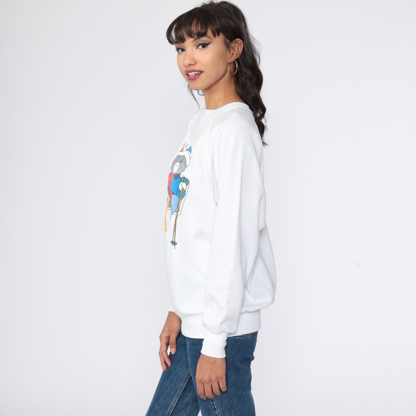 90s Teddy Bear Ski Graphic Sweatshirt White Crewneck Medium