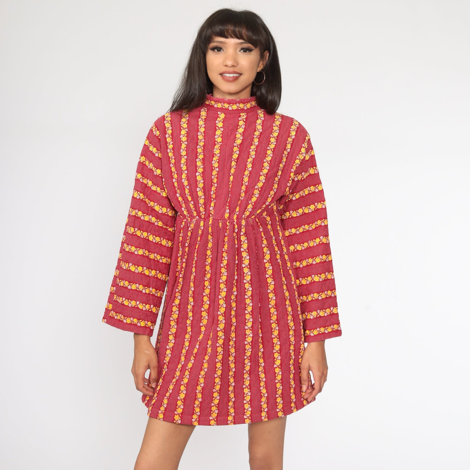 70s Quilted Floral Mini Dress Red Empire Waist Long Sleeve Small