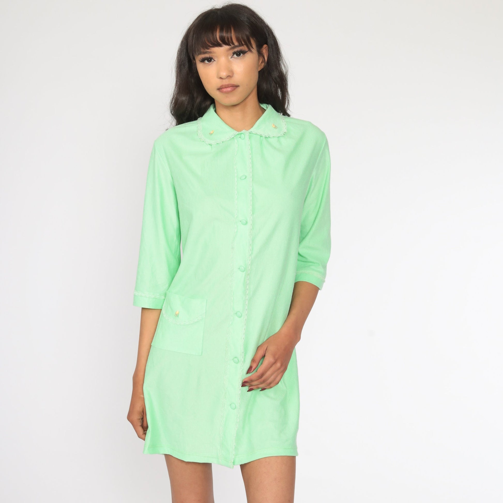 1960s Green Shift Dress Peter Pan Collar Floral Applique Mini Medium