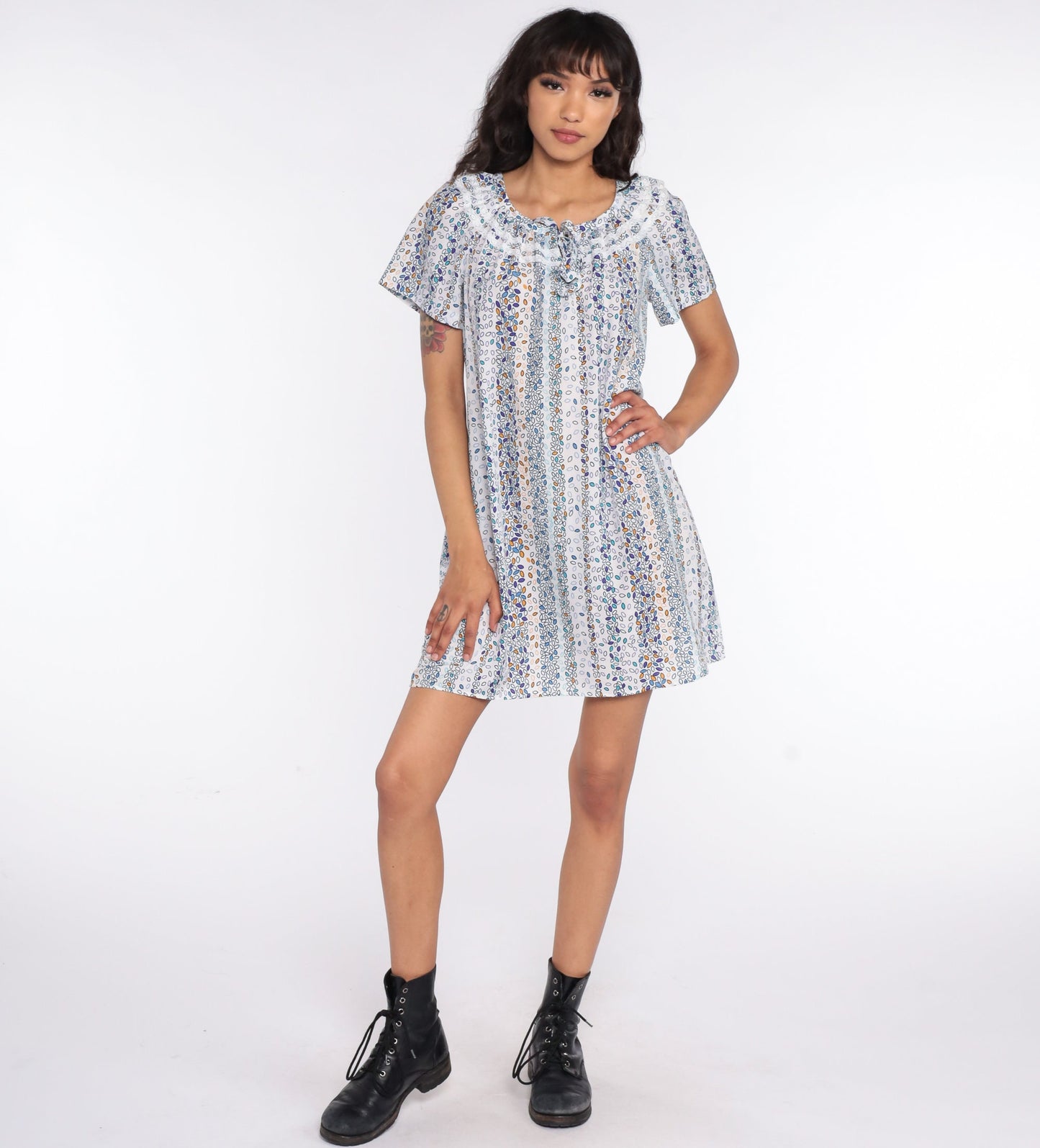 1970s Leaf Print Tent Dress White Purple Mini Short Sleeve Medium