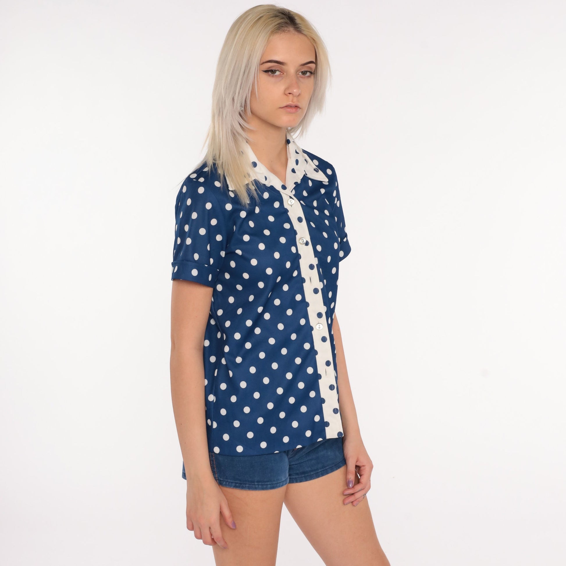 70s Blue Polka Dot Button-Up Blouse Dagger Collar Short Sleeve Small Medium