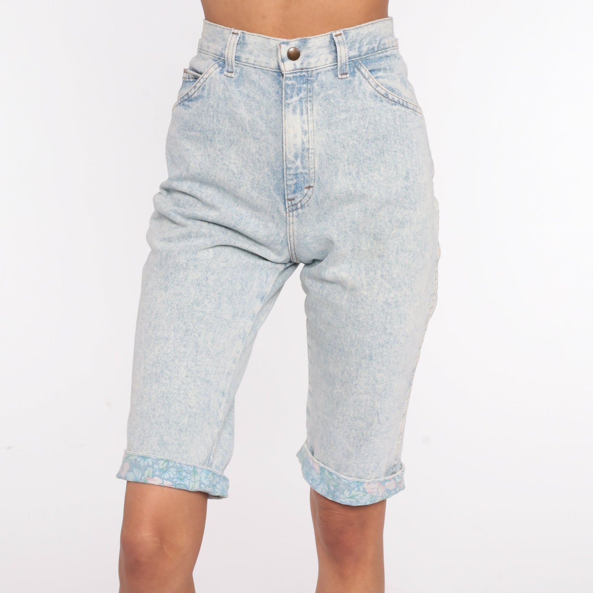 90s Acid Wash Denim Shorts Floral Cuff High Waist Bermuda Light Blue Extra Small