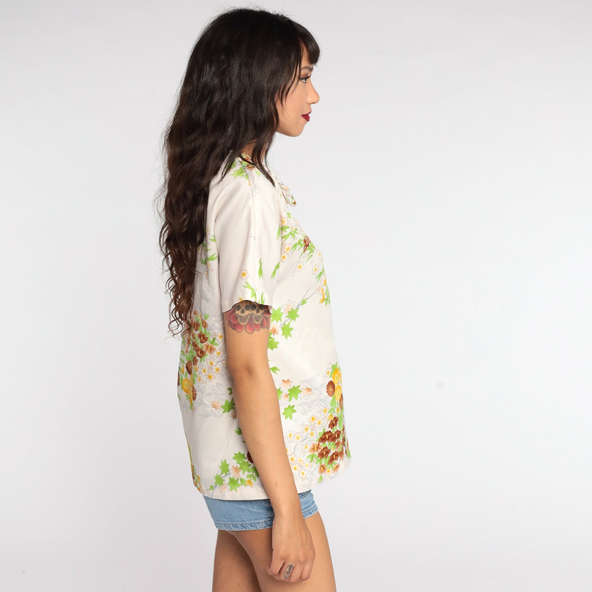 70s Floral Blouse Keyhole Neckline Yellow Off-White Shirt Small