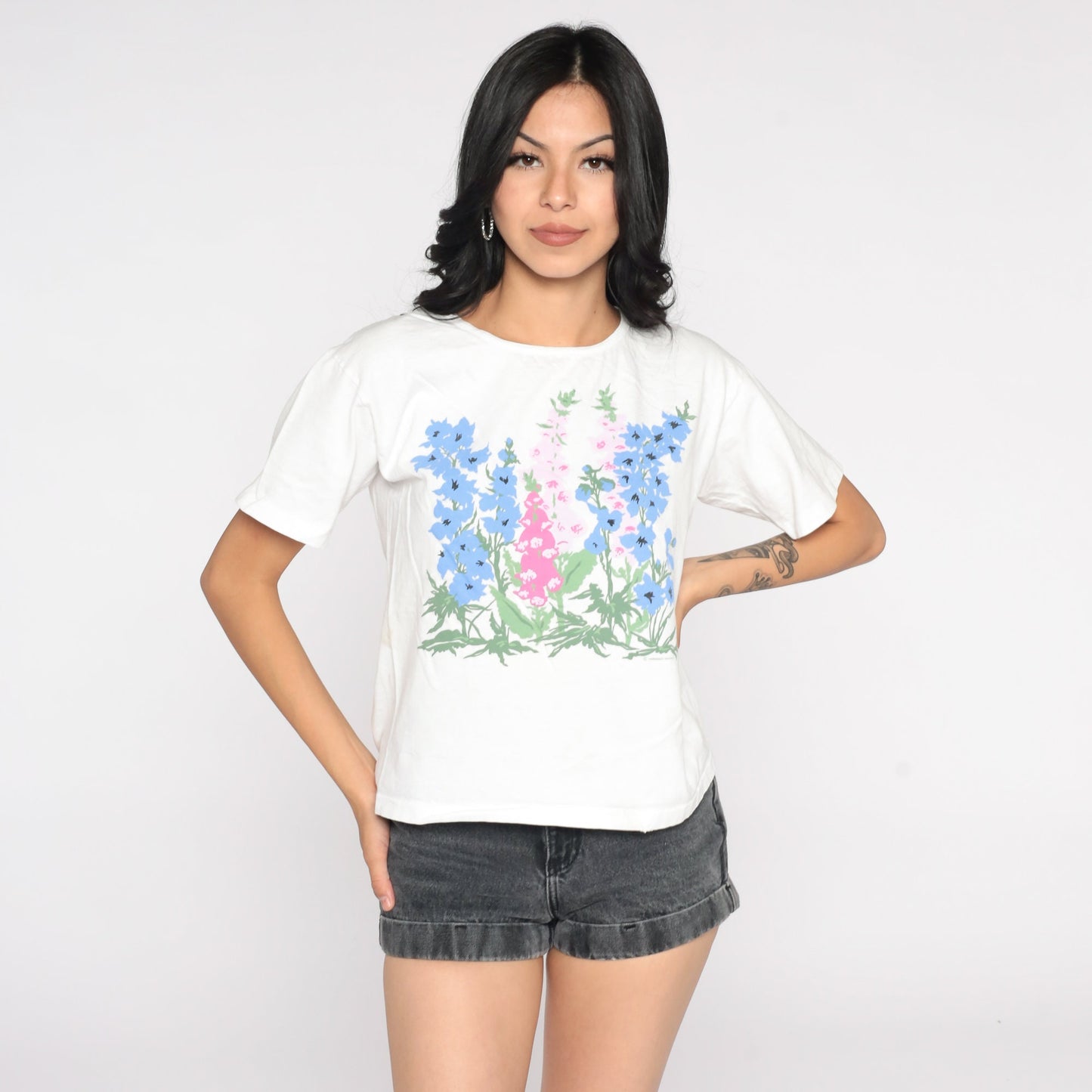 90s Floral T-Shirt White Pink Graphic Tee Cotton Small