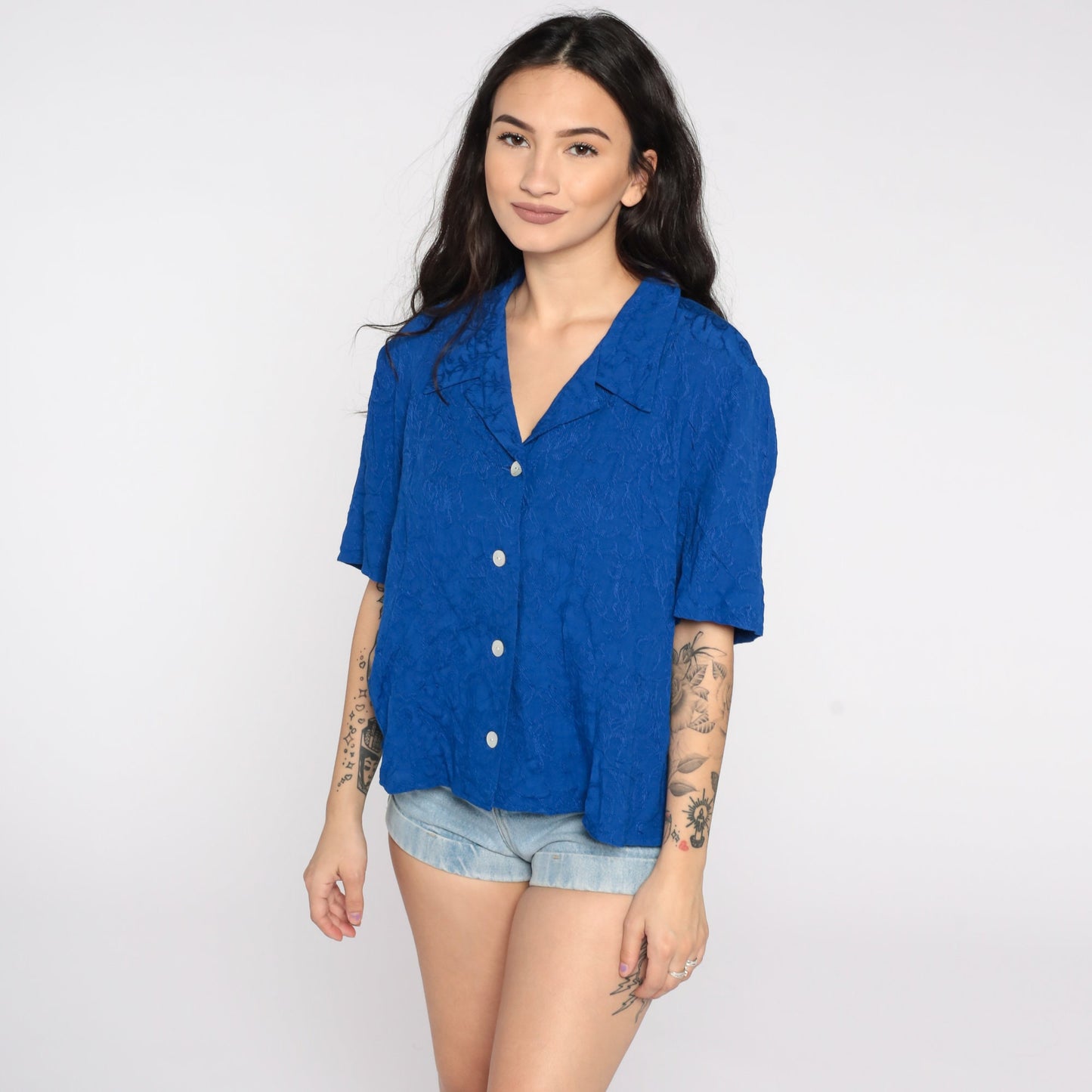 80s Royal Blue Floral Embossed Button-Up Blouse Cutout Back Medium