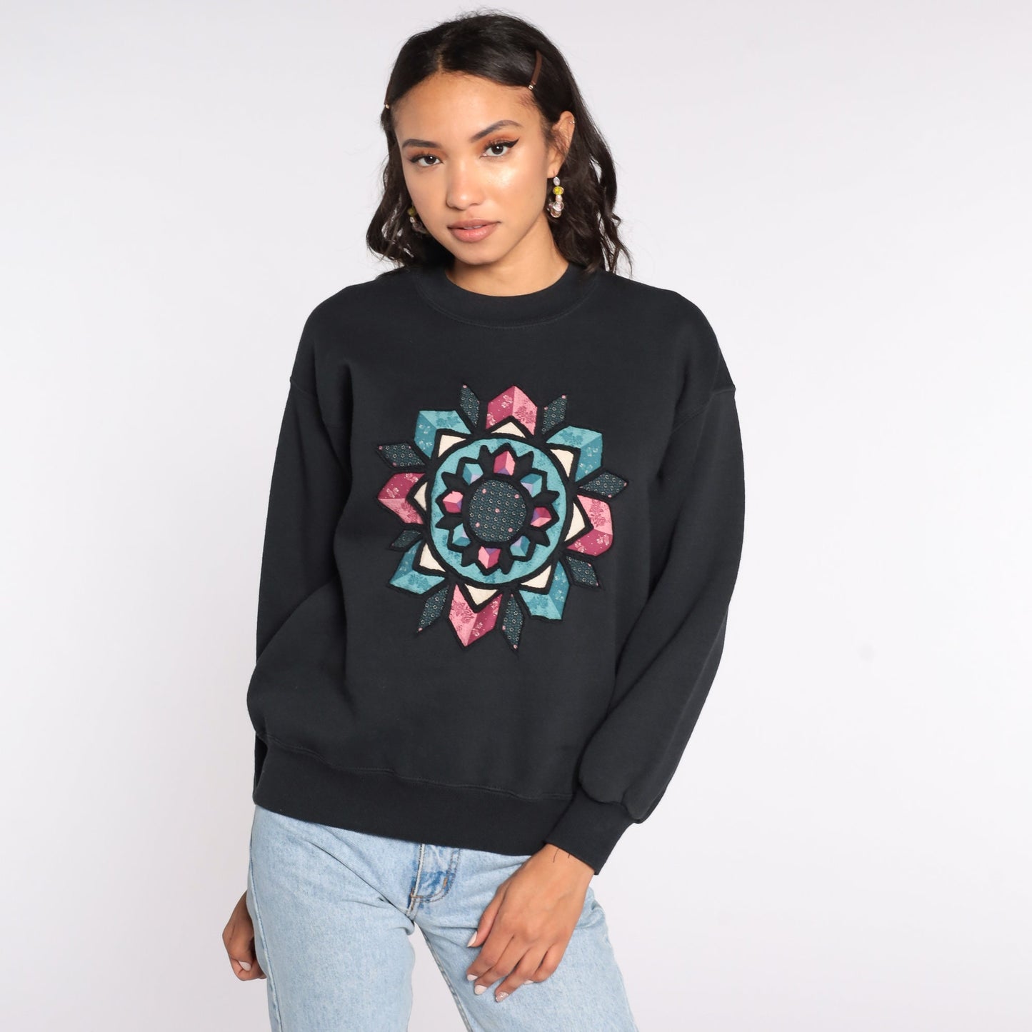 80s Mandala Geometric Print Sweatshirt Black Crewneck Pullover Medium