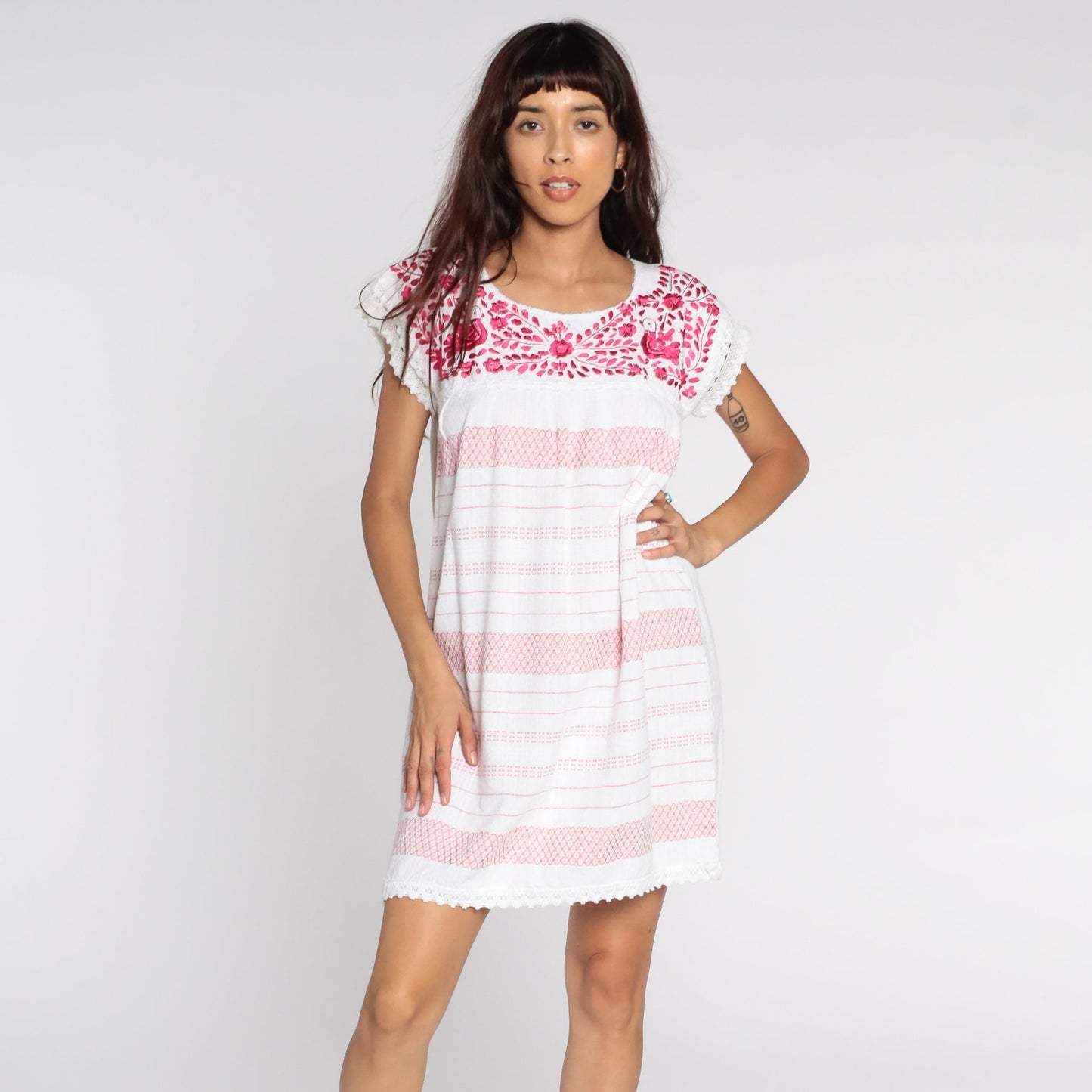 Vintage Mexican Embroidered White Cotton Mini Dress Pink Floral Small