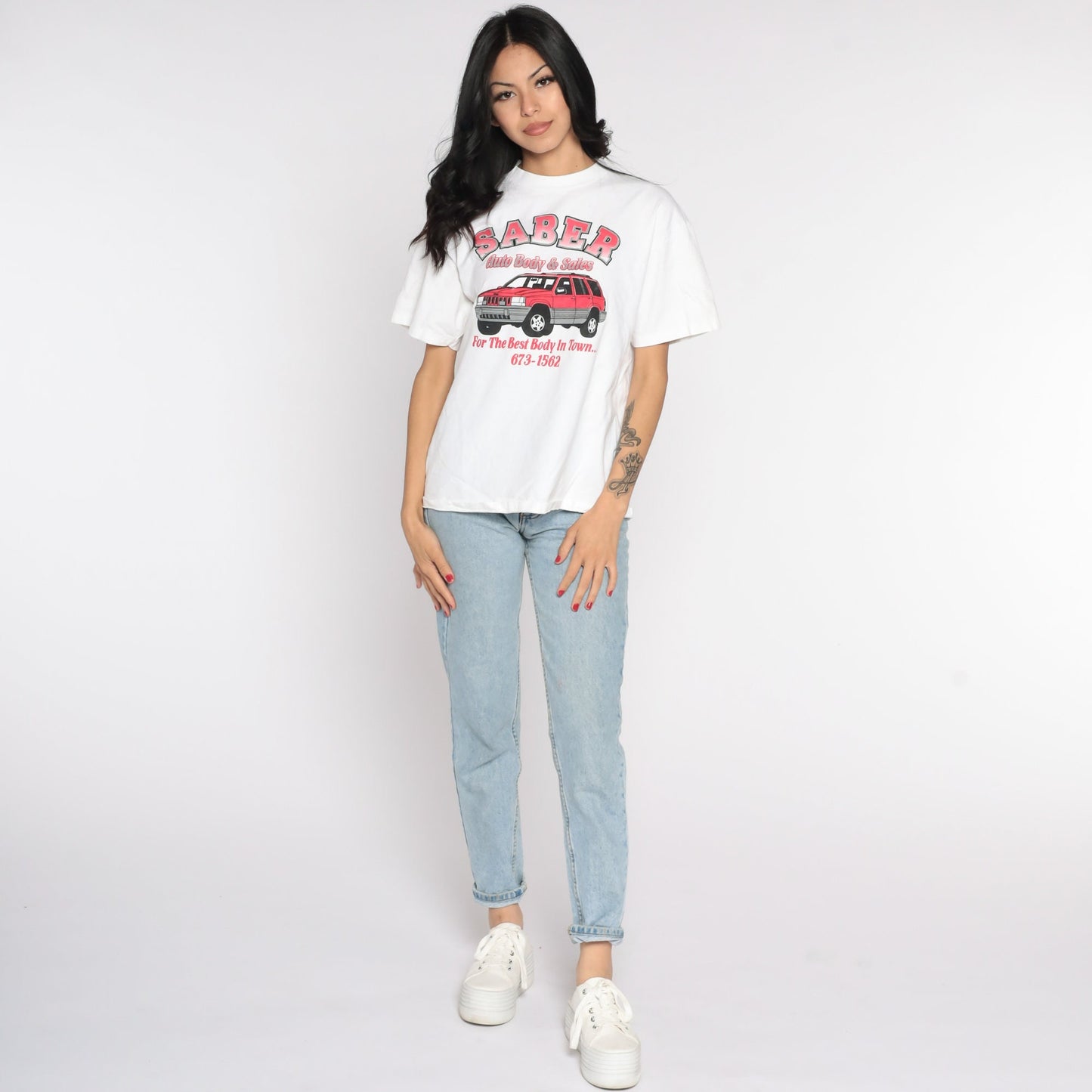 80s Saber Auto Body Jeep Graphic T-Shirt Fall River Massachusetts Cotton Small