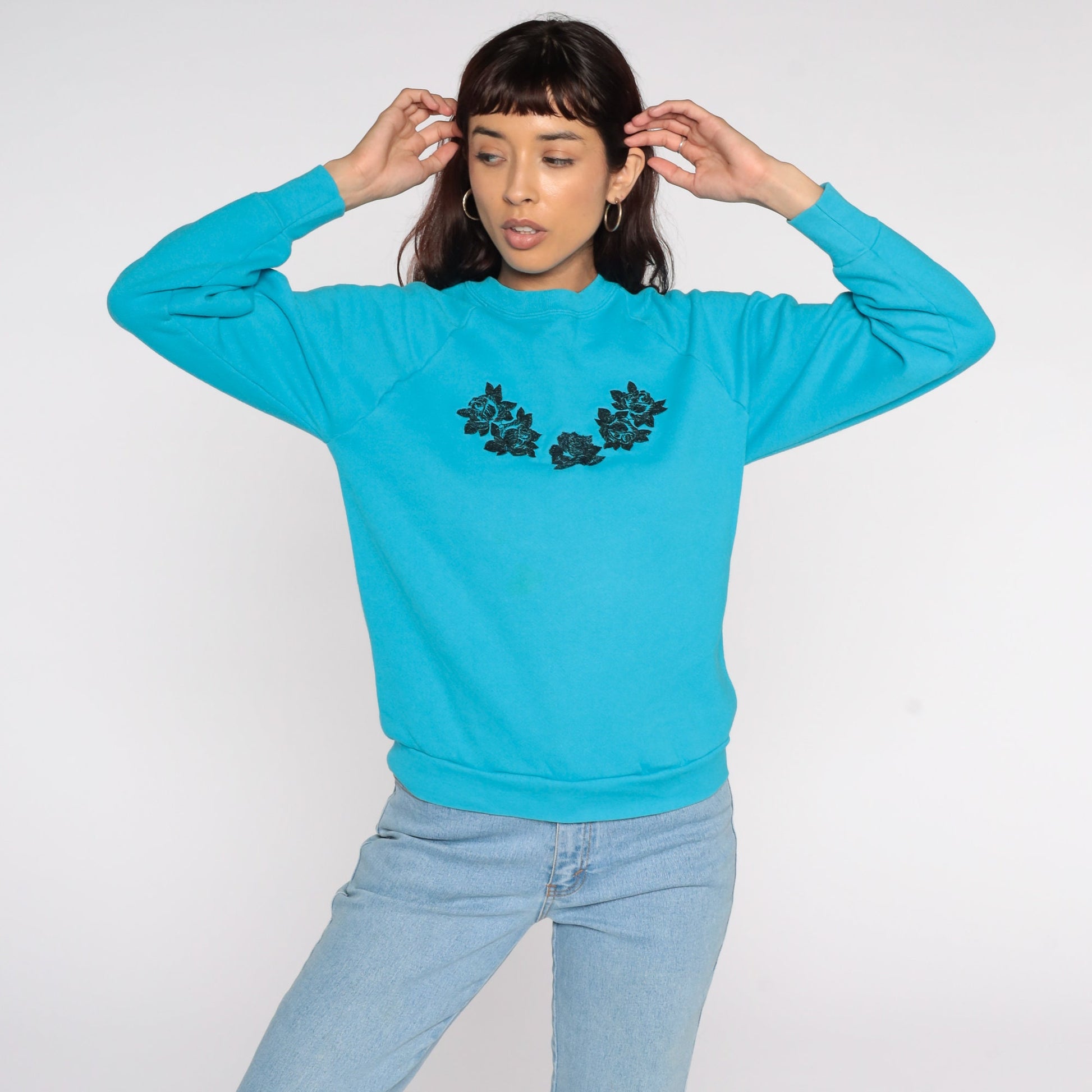 80s Floral Raglan Sweatshirt Blue Graphic Crewneck Small