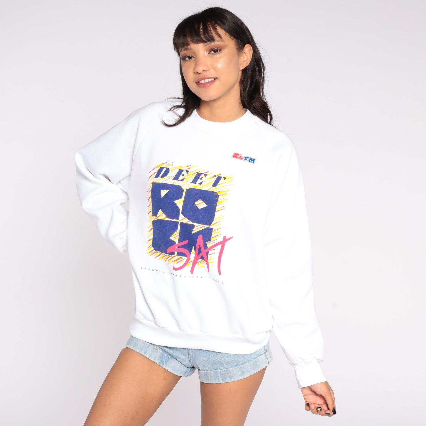 90s Deet Rocksat Australia Radio Graphic Sweatshirt White Crewneck Large