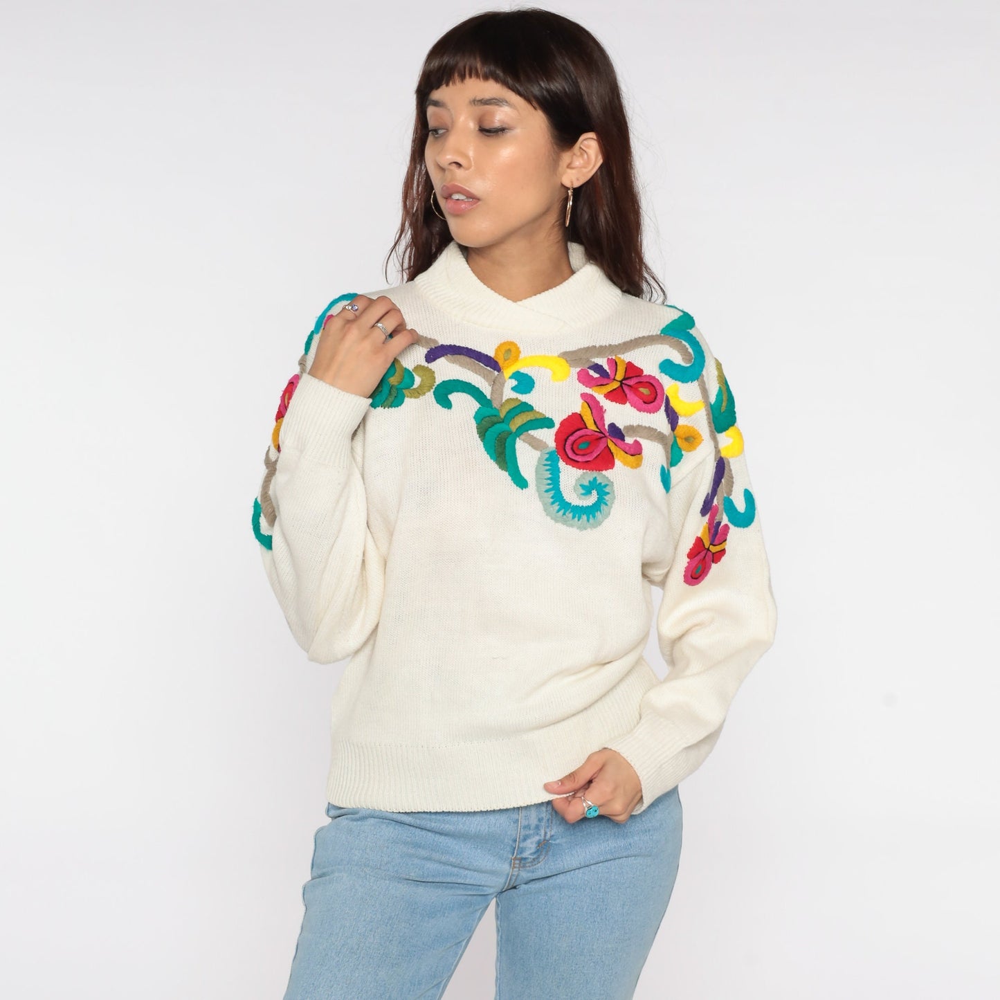 90s Floral Embroidered Cream Knit Sweater Shawl Neck Pullover Medium