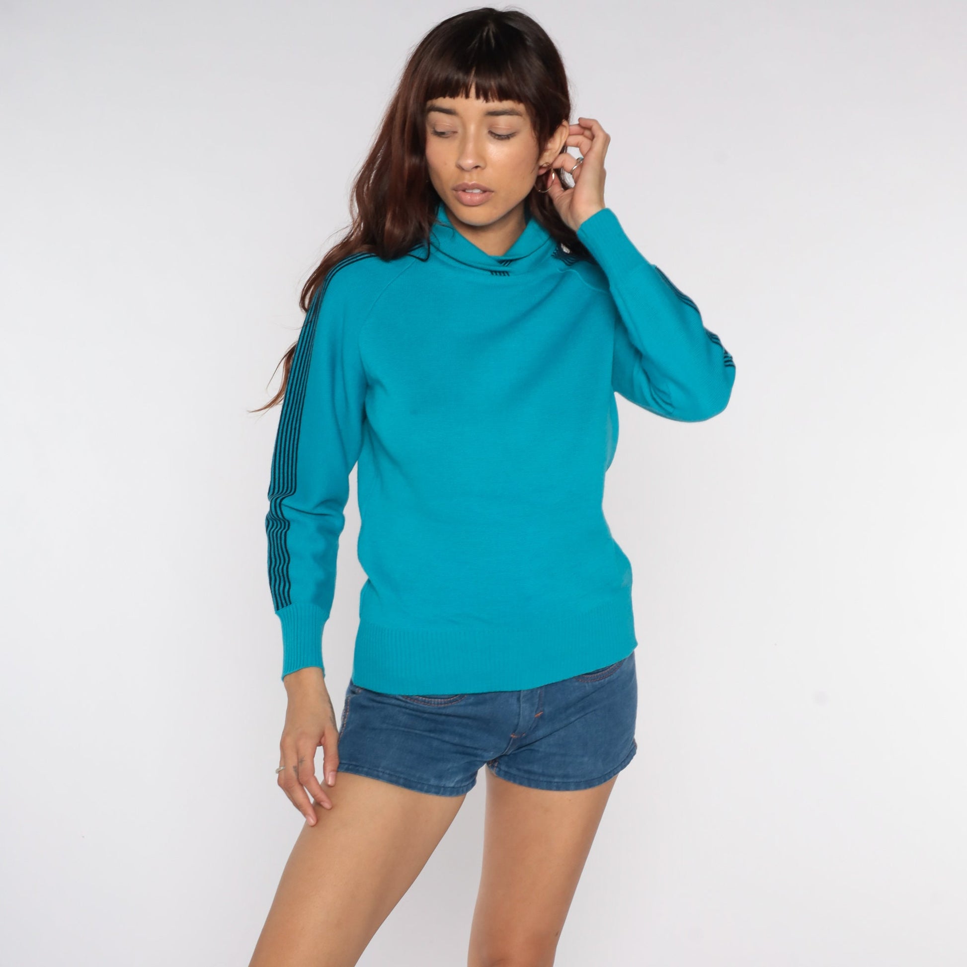 80s Blue Striped Wool Raglan Sweater Knit Pullover Small Medium