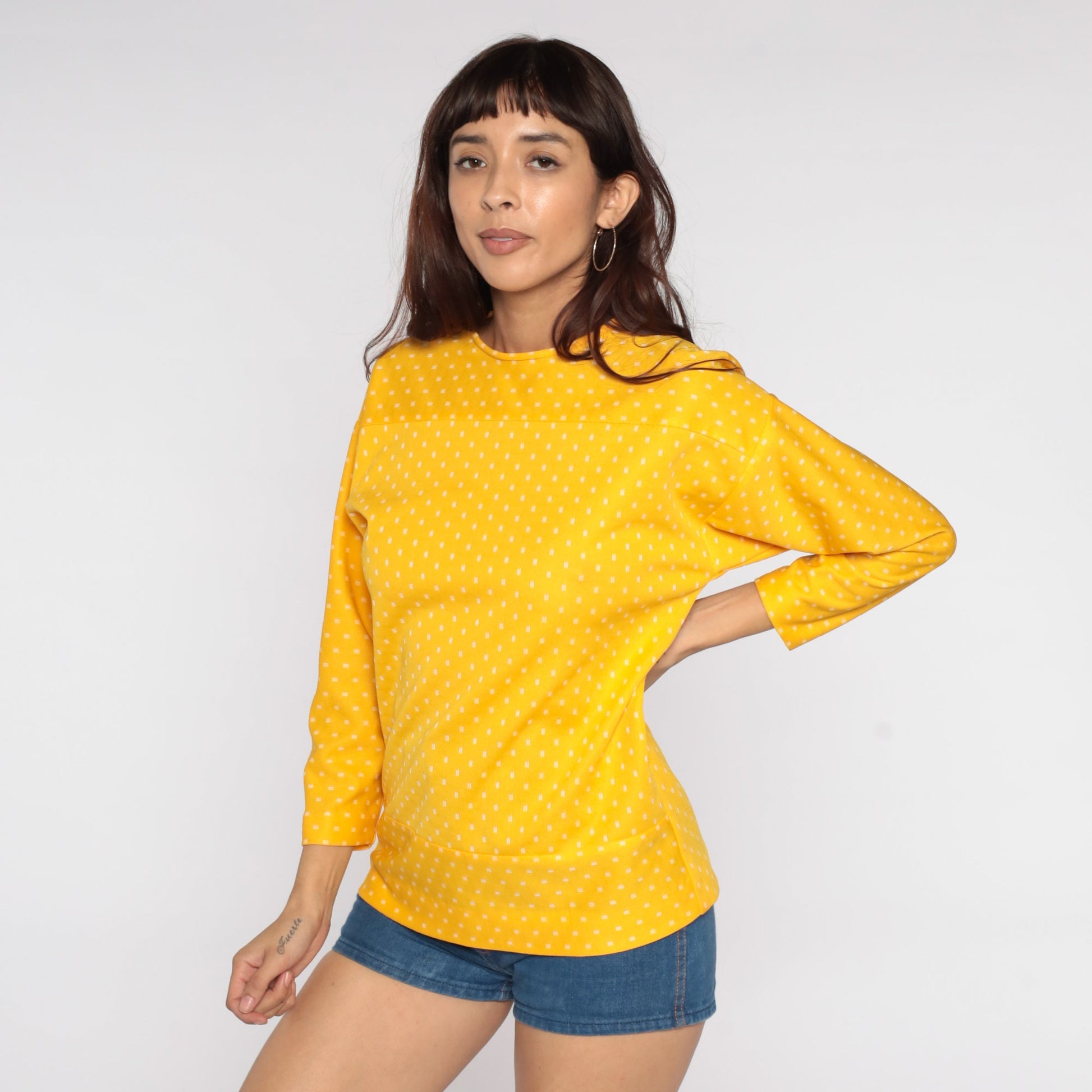 70s Yellow Polka Dot Blouse Drop Shoulder Long Sleeve Polyester Top Medium