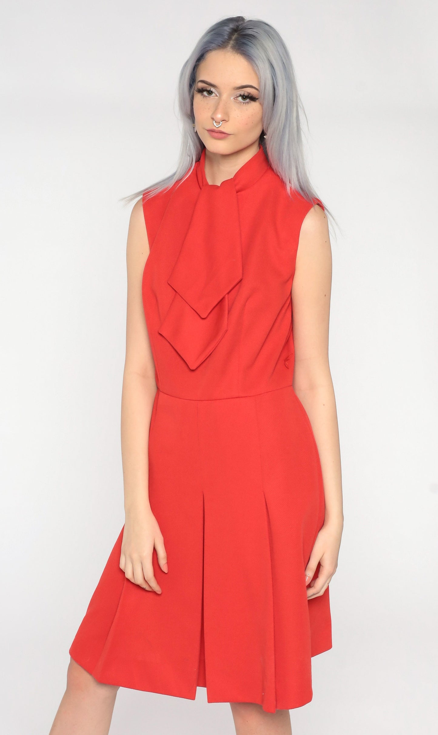 60s Mod Dress Red Ascot Shift Knee-Length Pleated Polyester Small S
