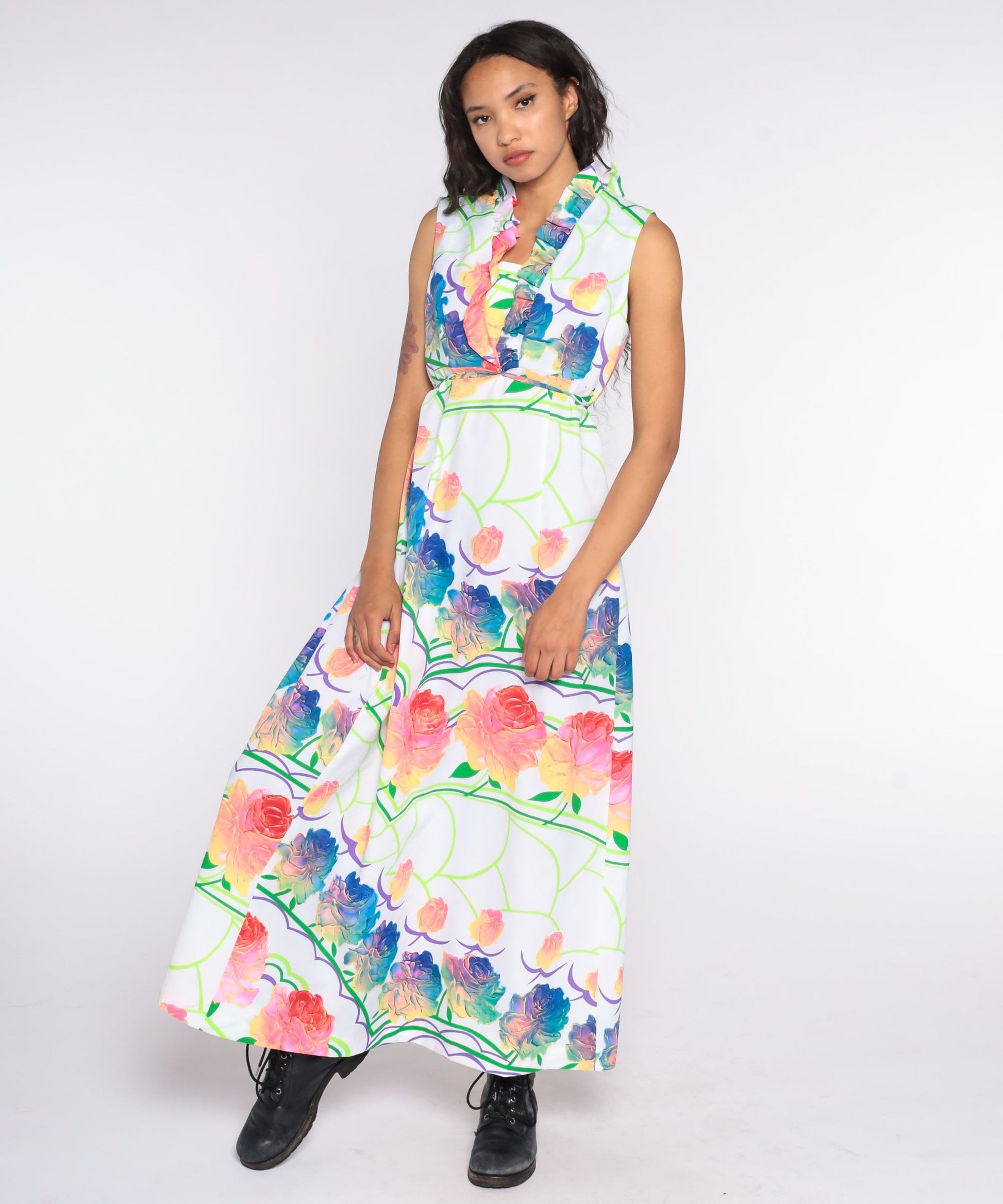 70s Floral Maxi Dress White Rose Print Empire Waist Sleeveless Medium