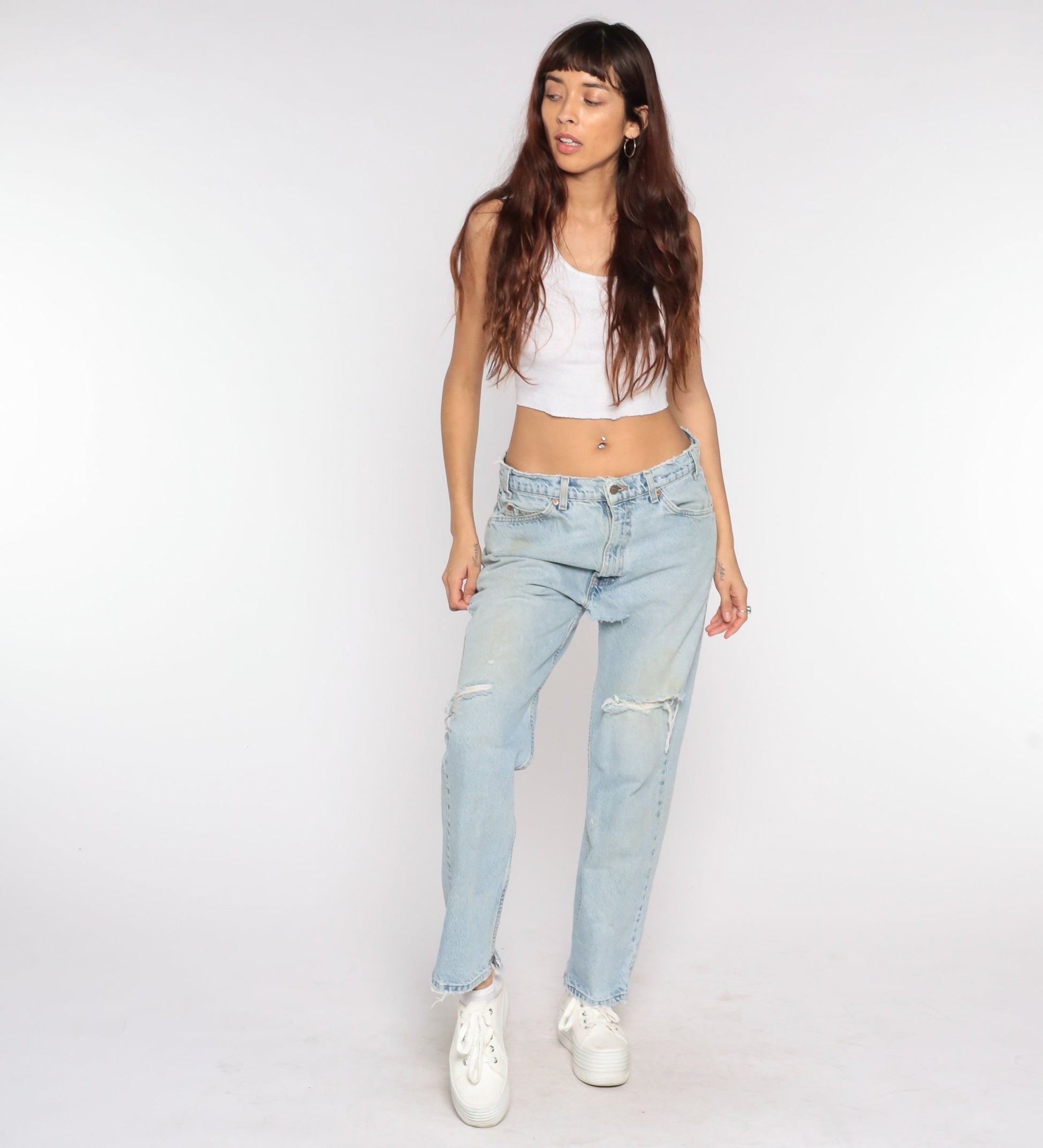 Levi's 505 High-Waist Mom Jeans Light Blue Distressed Ripped Denim Medium