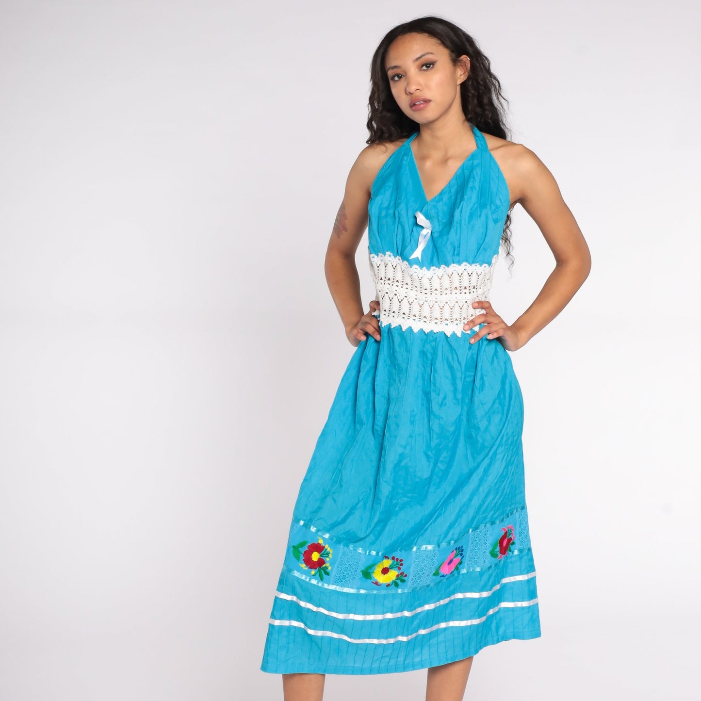 Vintage Embroidered Mexican Halter Midi Dress Blue Crochet Waist Large