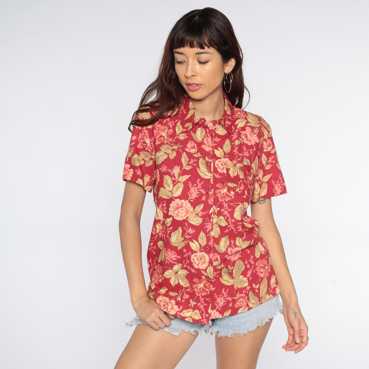 90s Red Floral Rayon Button-Up Blouse Short Sleeve Small