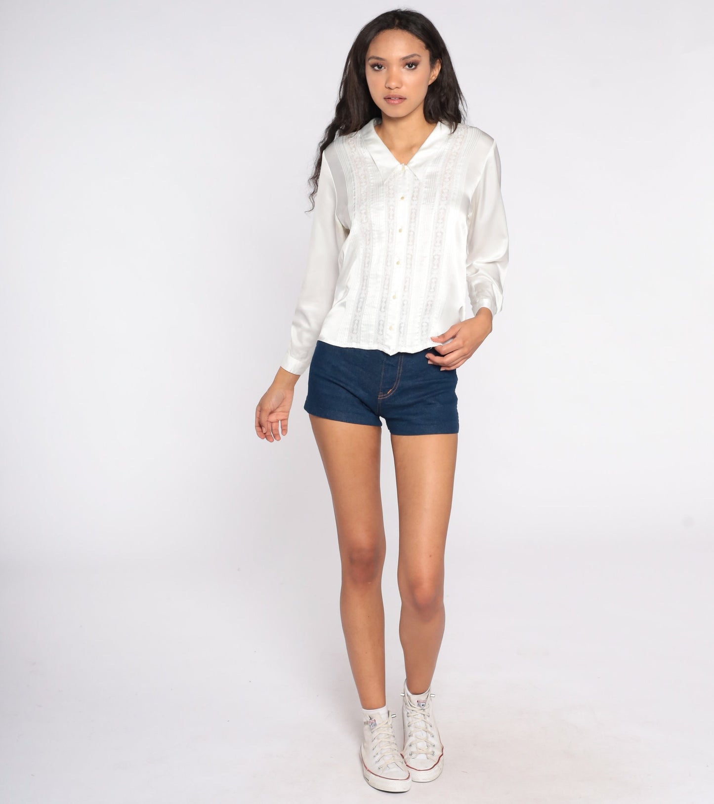 80s White Satin Blouse Lace Trim Chelsea Collar Button Up Small