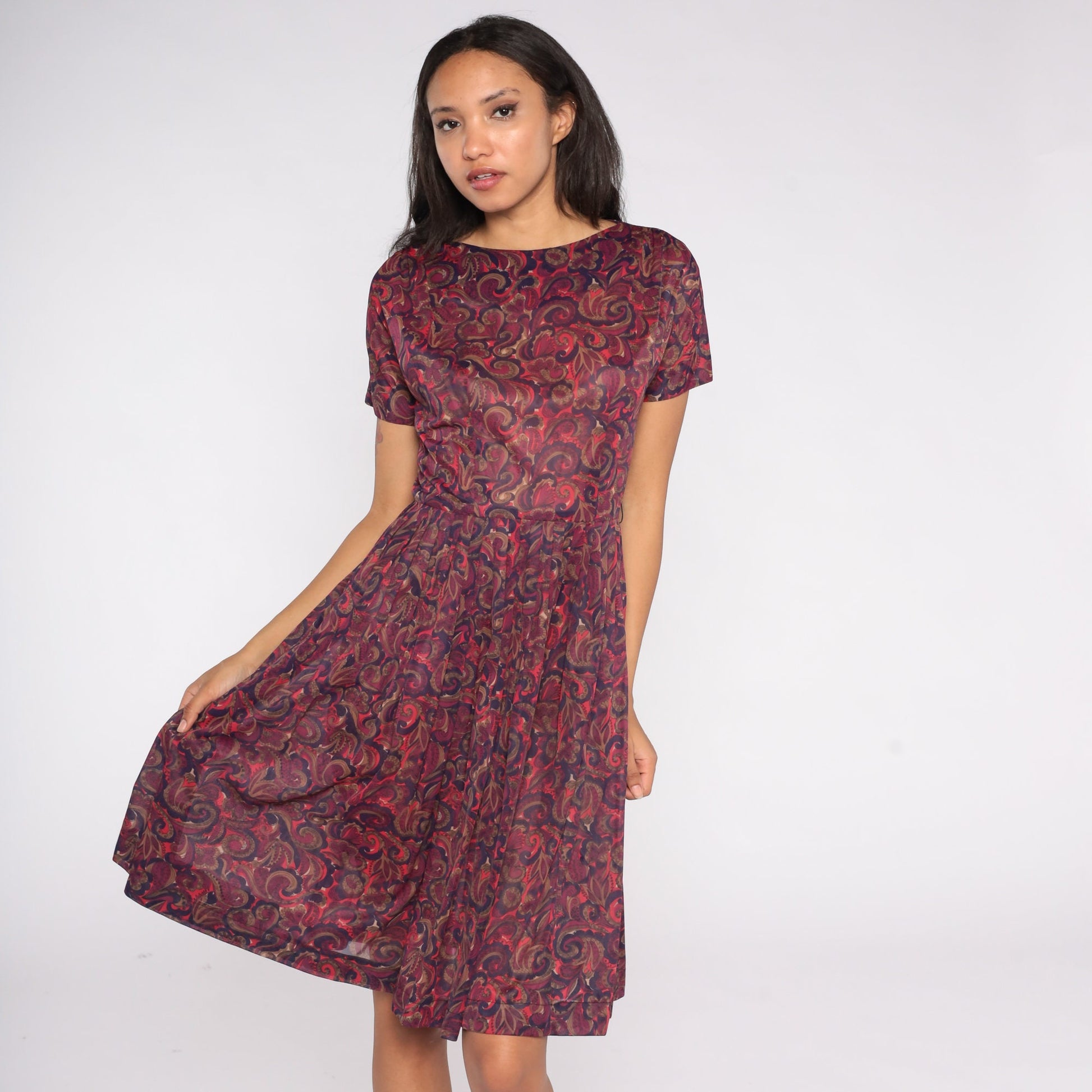 1960s Purple Paisley Midi Dress Full Skirt High Waist Short Sleeve Small