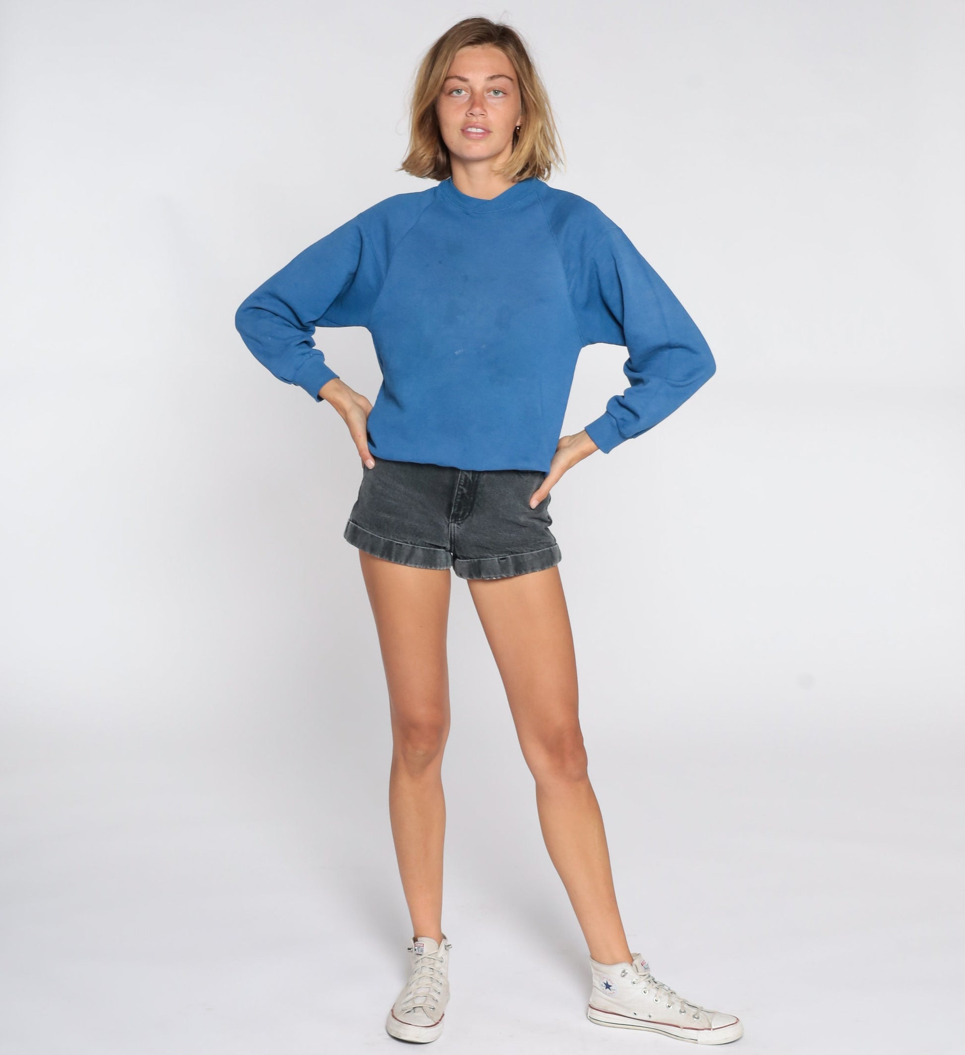 90s Jerzees Blue Crewneck Sweatshirt Raglan Lightly Distressed Small S