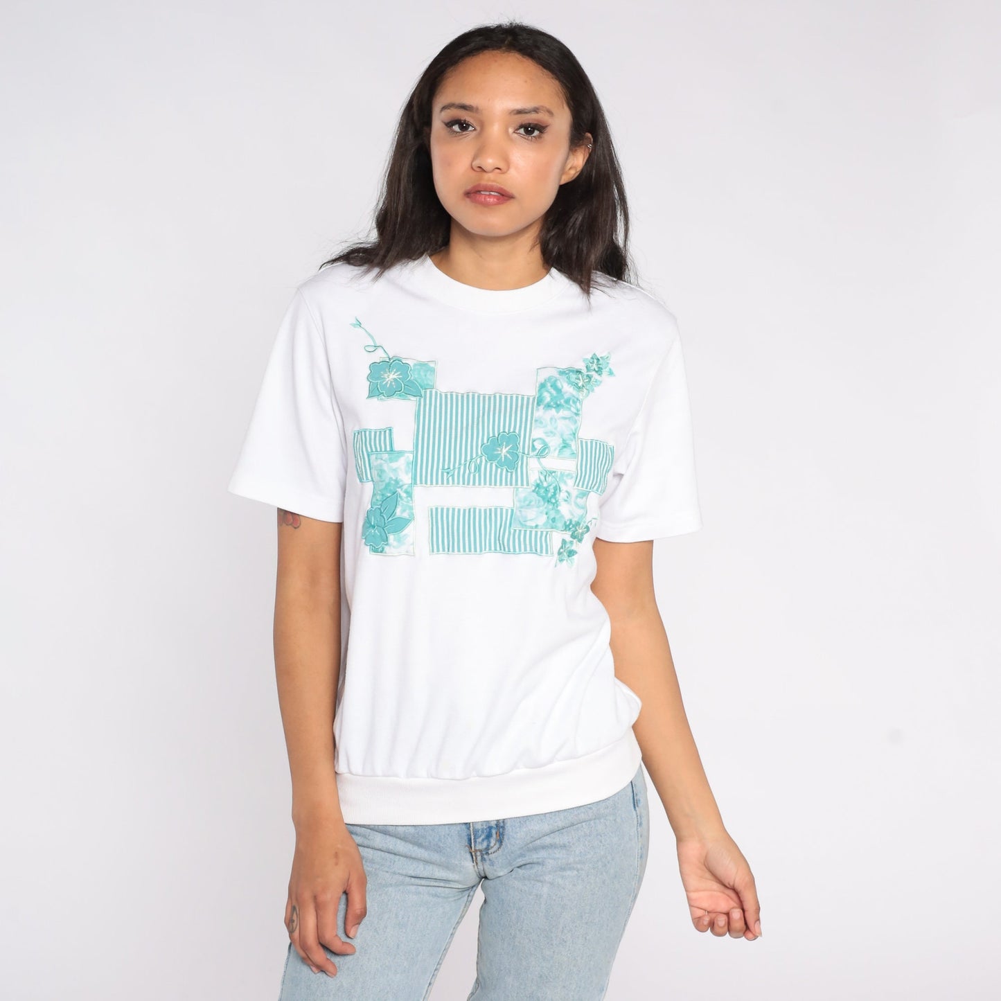 80s White Floral Embroidered T-Shirt Green Print Short Sleeve Small