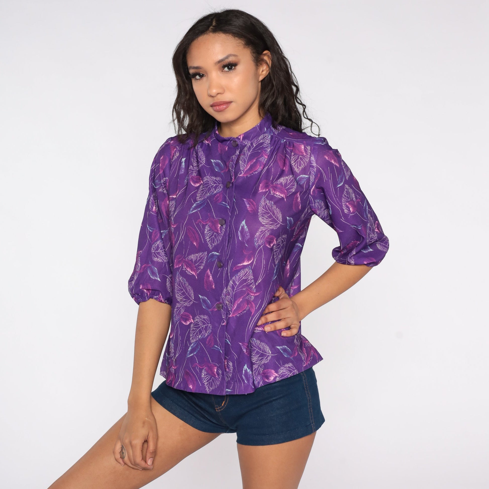 70s Purple Leaf Print Button-Up Blouse Mandarin Collar 3/4 Sleeve Small