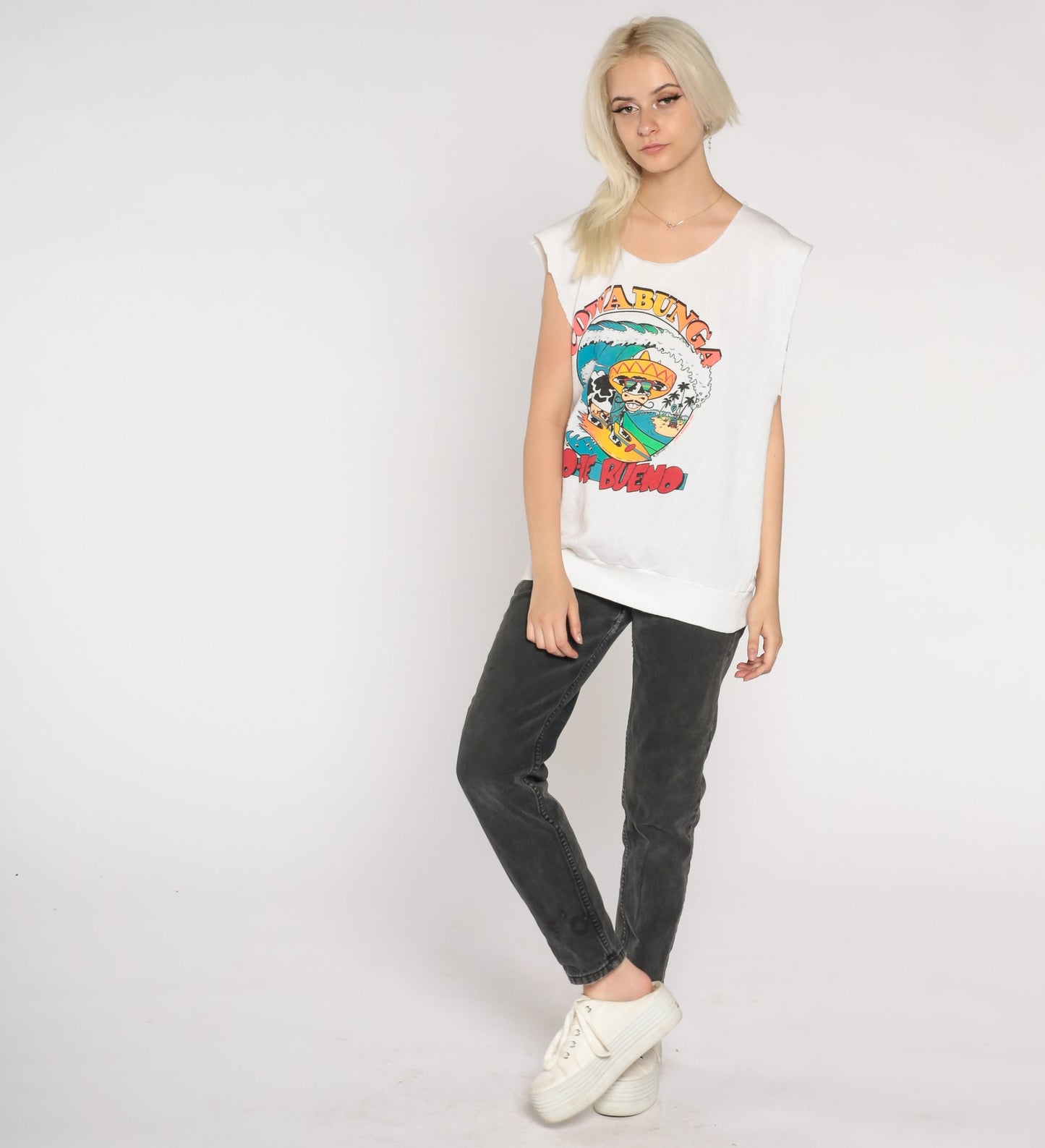 80s Surfing Cow Graphic Tank Top Cowabunga Cutoff Muscle Tee White Medium