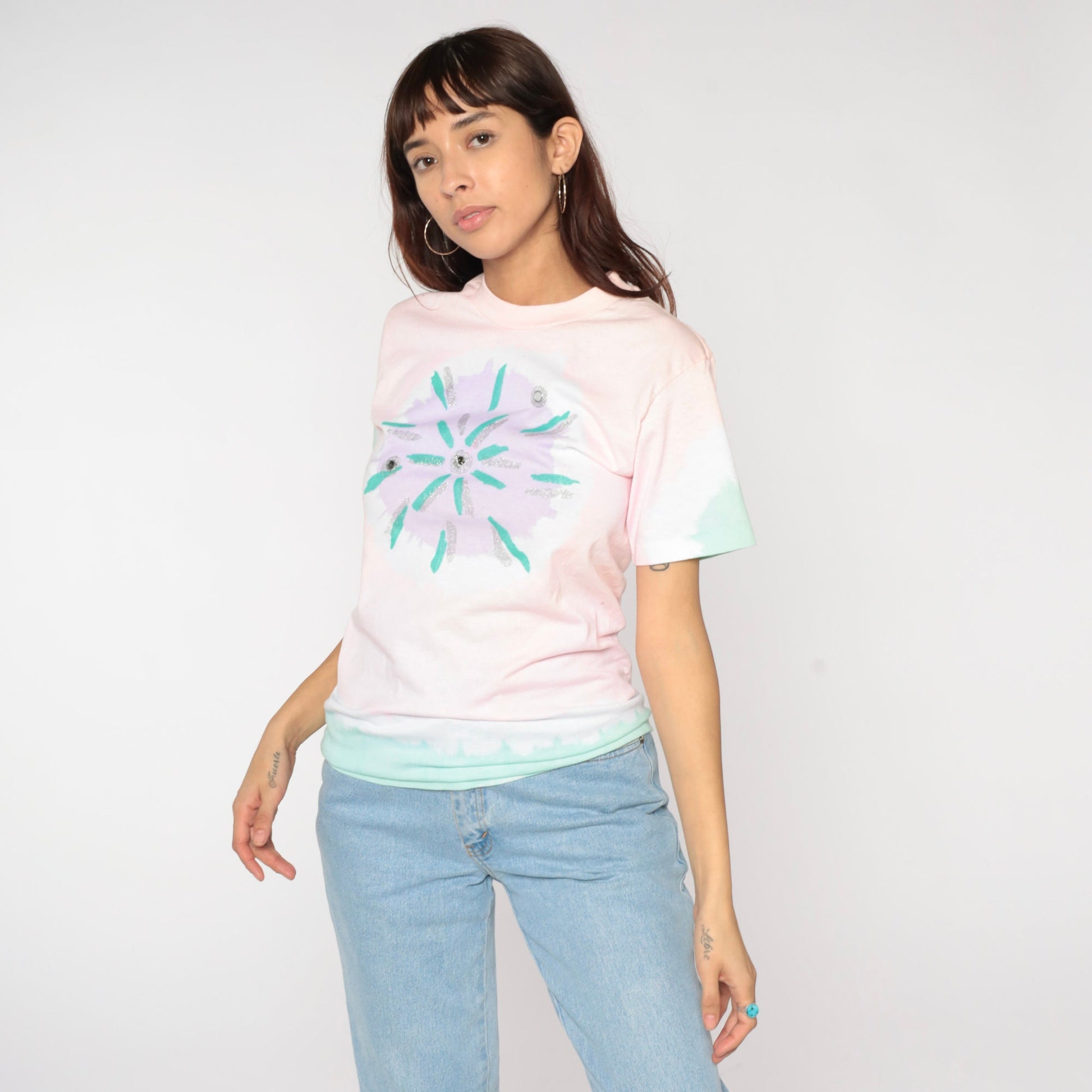 90s Tie Dye T-Shirt Pink Starburst Chest Graphic Cotton Tee Medium