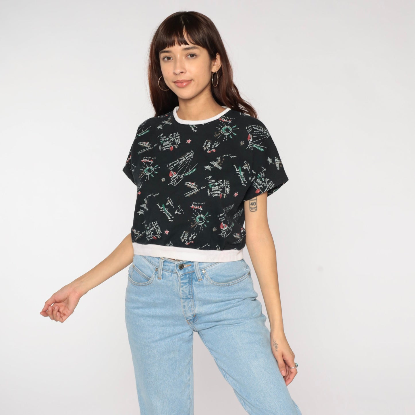 90s Sailboat Nautical Crop Top Black Graphic T-Shirt Small S