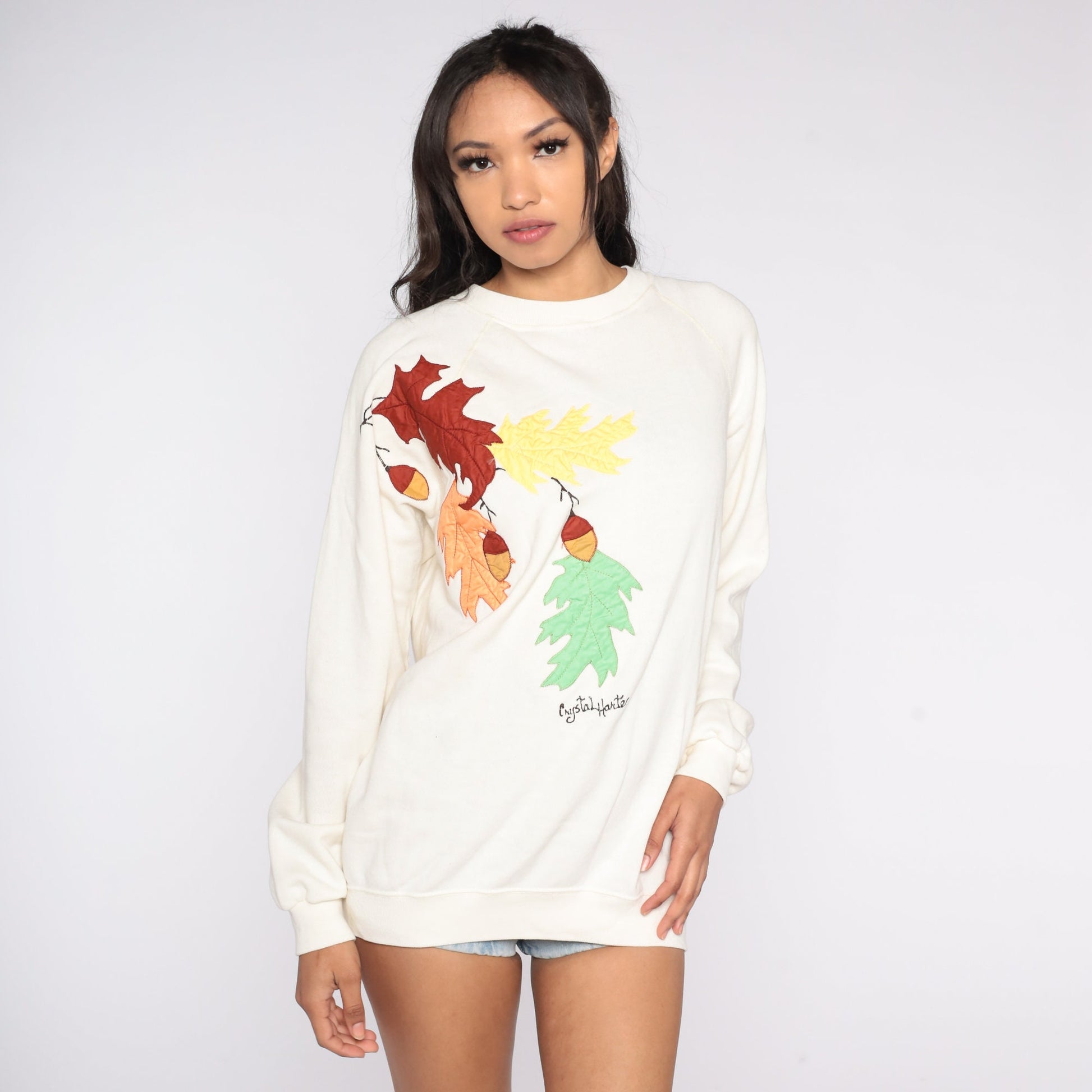 90s Leaves & Acorns Sweatshirt Cream Raglan Graphic Crewneck Large