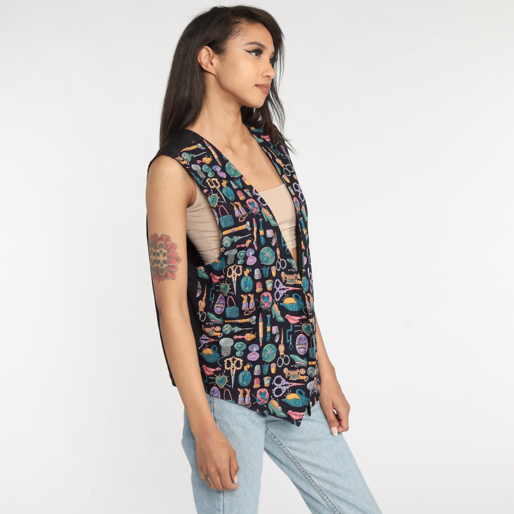 90s Seamstress Print Sleeveless Vest Button Up Sewing Graphic Medium Large