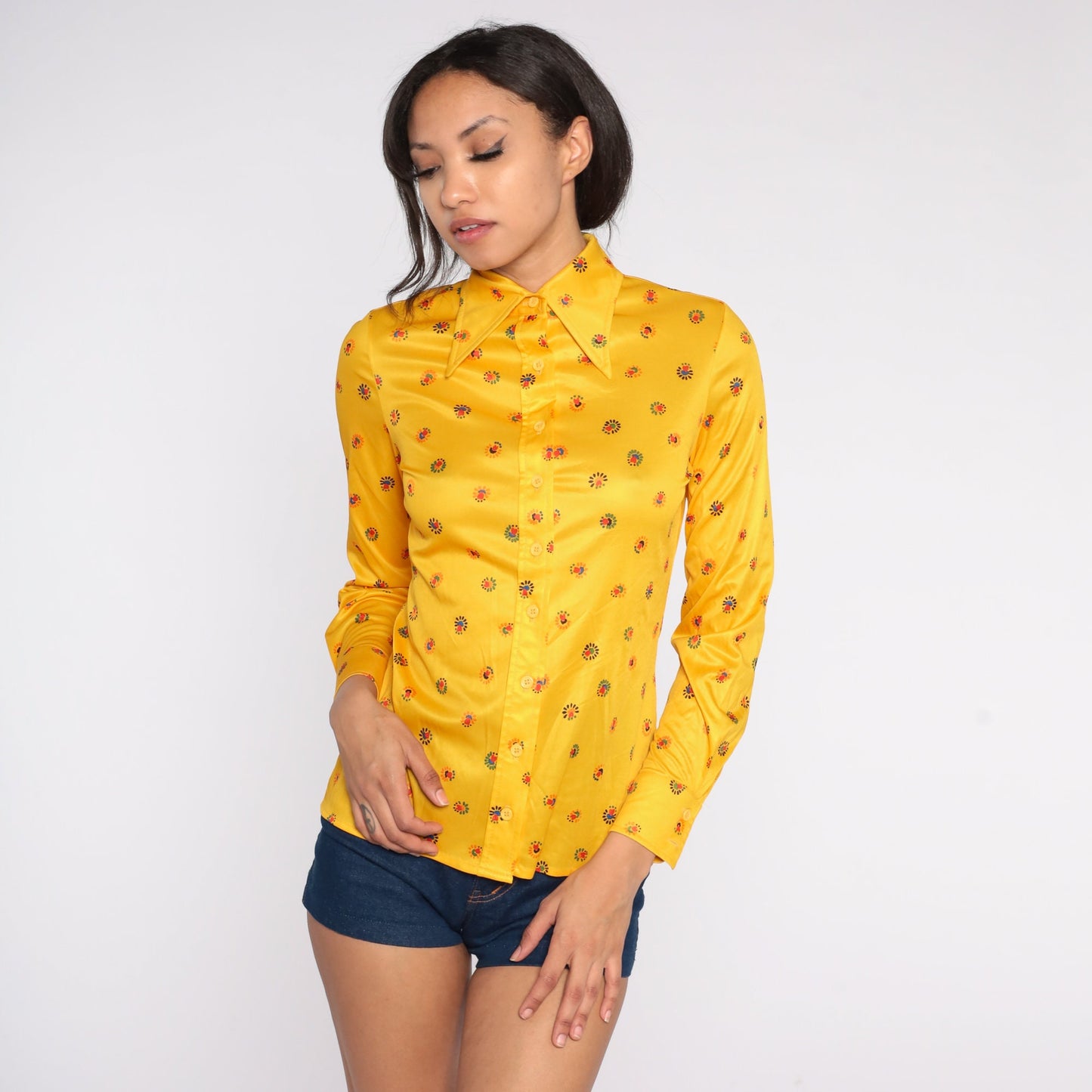 70s I. Magnin Yellow Floral Button-Up Blouse Pointed Collar Long Sleeve Small