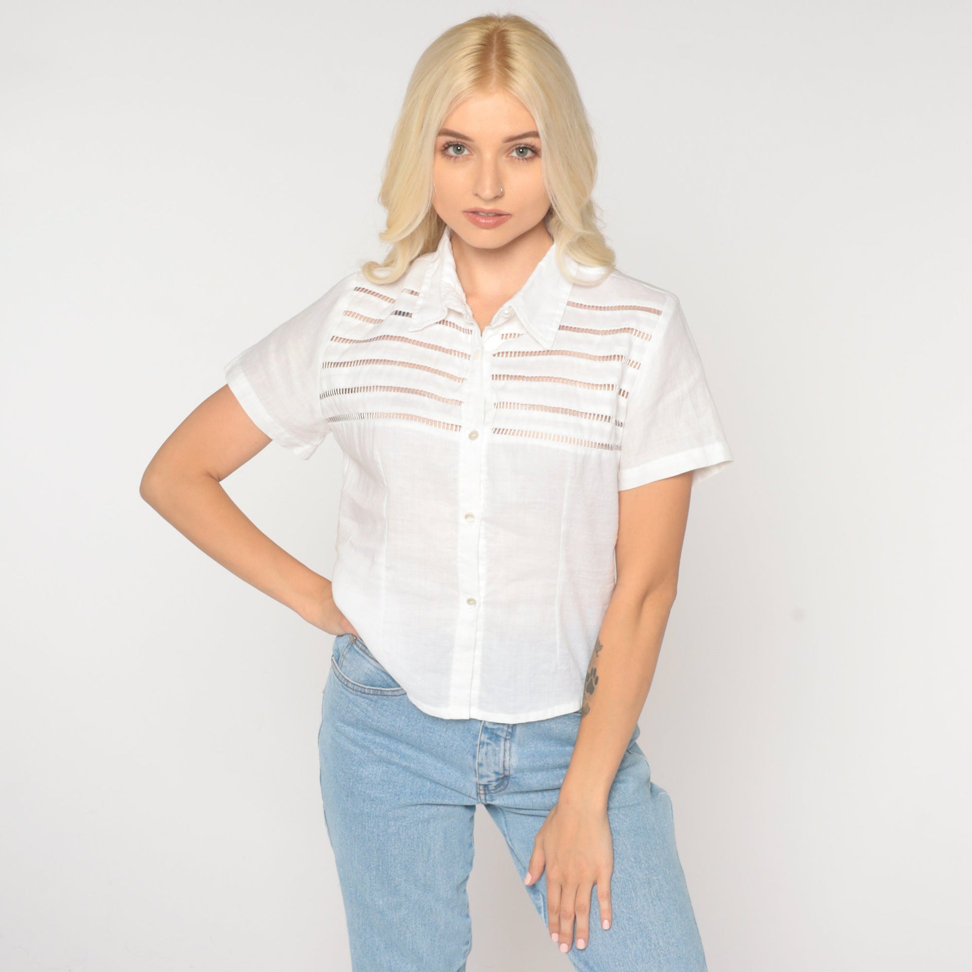 90s White Cutout Button-Up Blouse Short Sleeve Small S