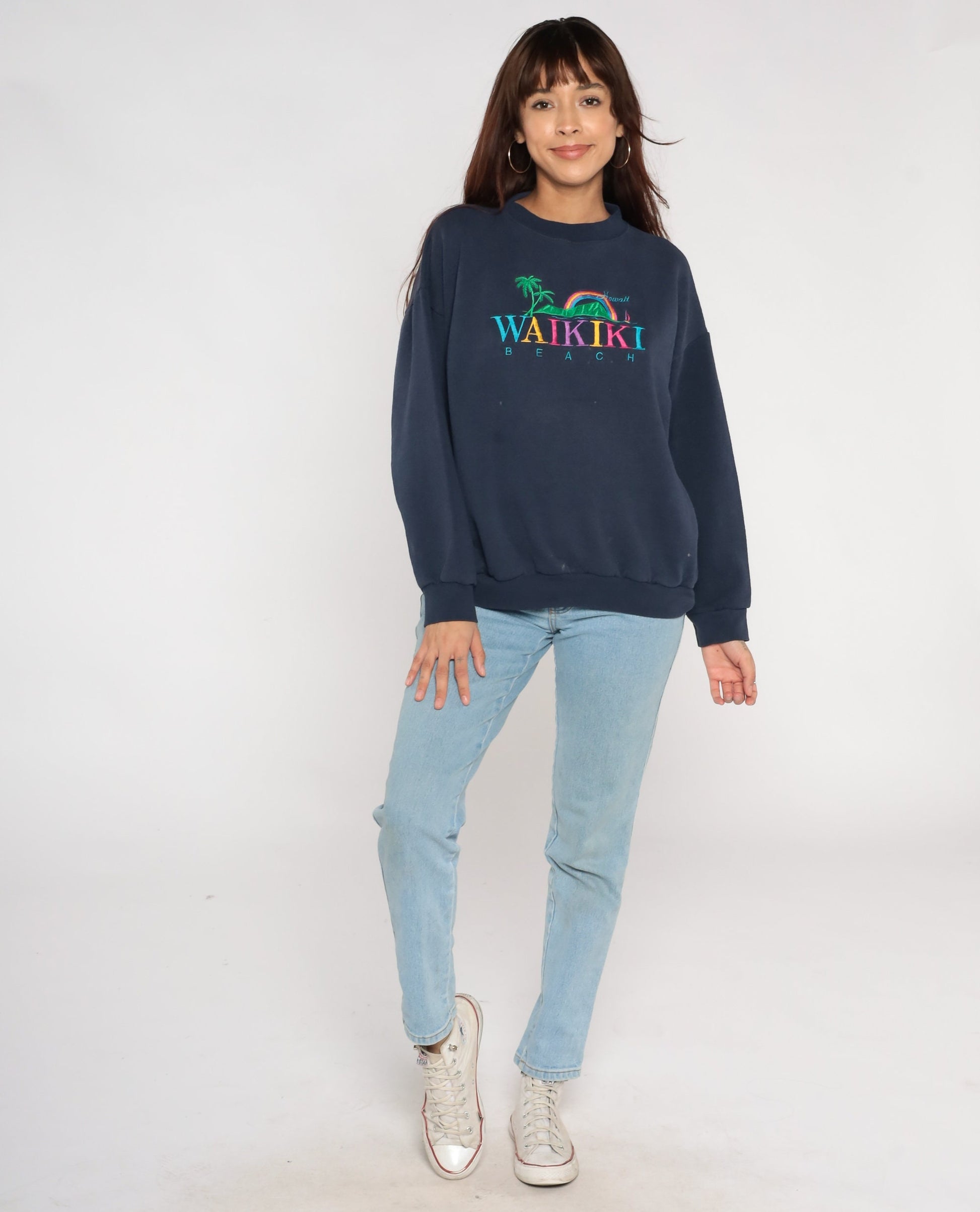 90s Waikiki Beach Hawaii Embroidered Sweatshirt Navy Crewneck Large L