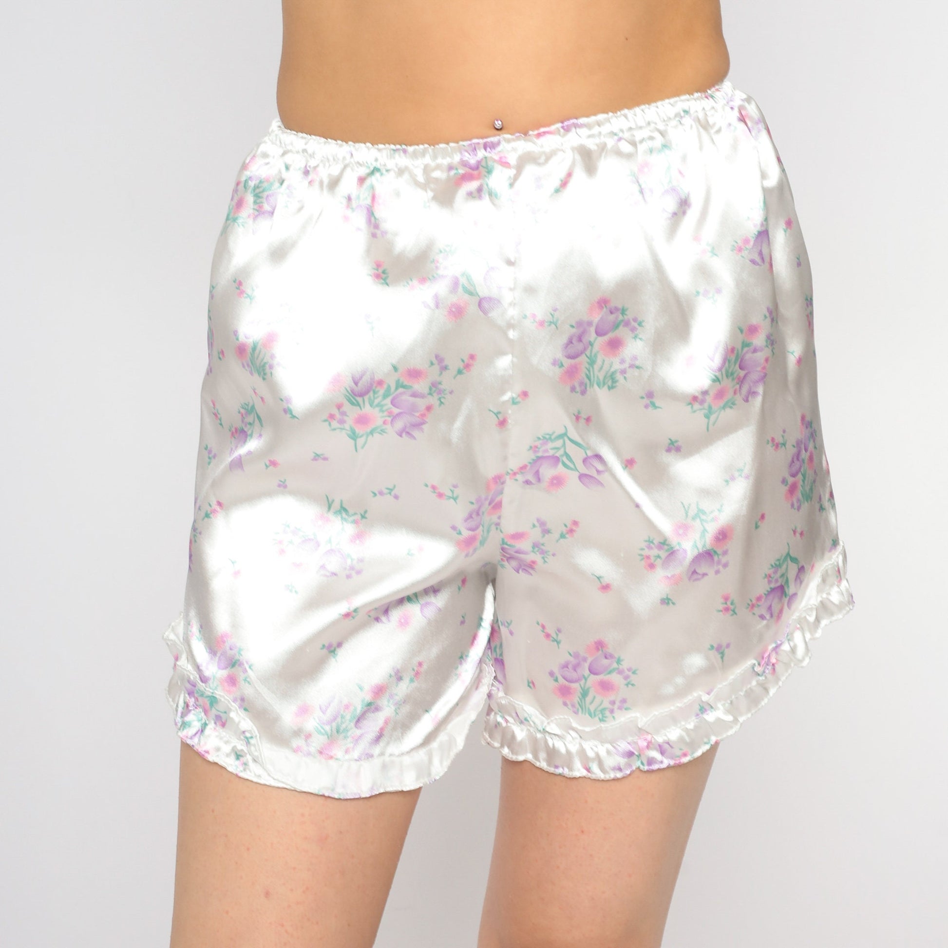 90s White Floral Satin Pajama Shorts Ruffled High Waist Small Medium