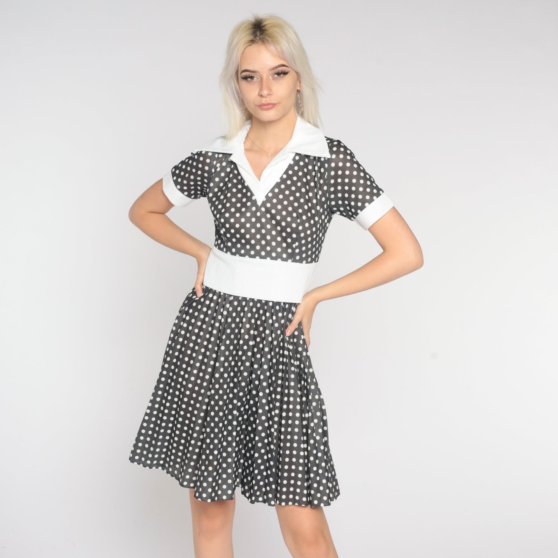 70s Grey Polka Dot Mini Dress Pleated High Waist Collared Small