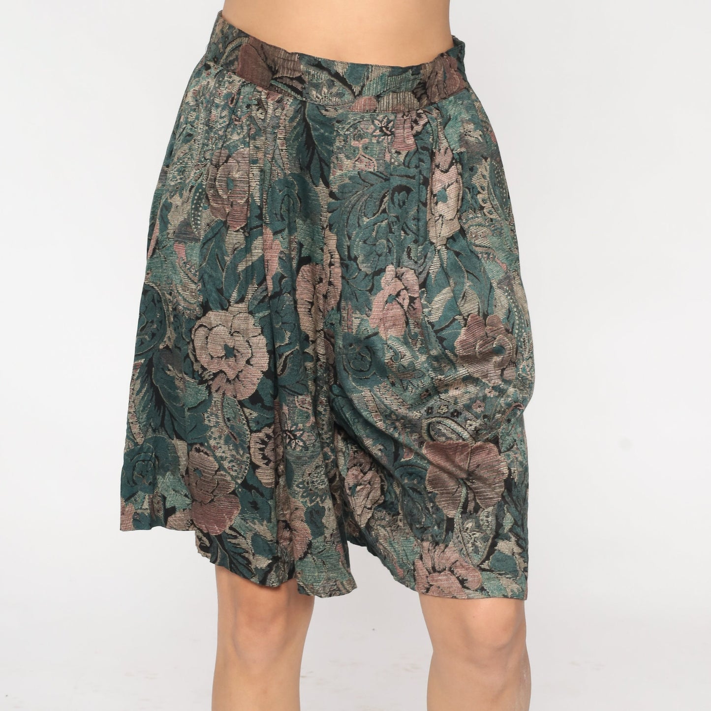 90s Floral Tapestry Pleated Shorts High Waist Wide Leg Medium M